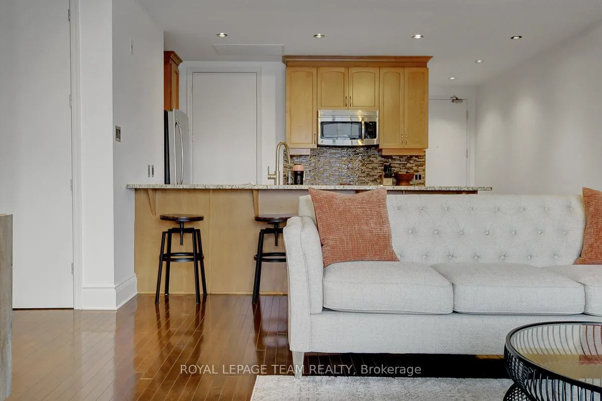 Photo 12 of Unit 302, 330 Loretta Avenue S, Ottawa, West Centre Town — HOMEH