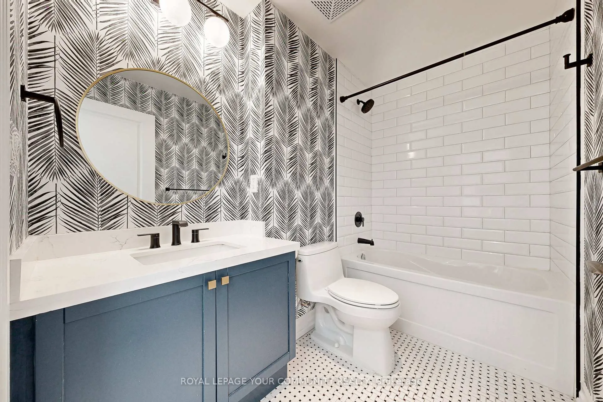 Photo 6 of Unit 403, 180 John West Way, Aurora, Bayview Wellington — HOMEH