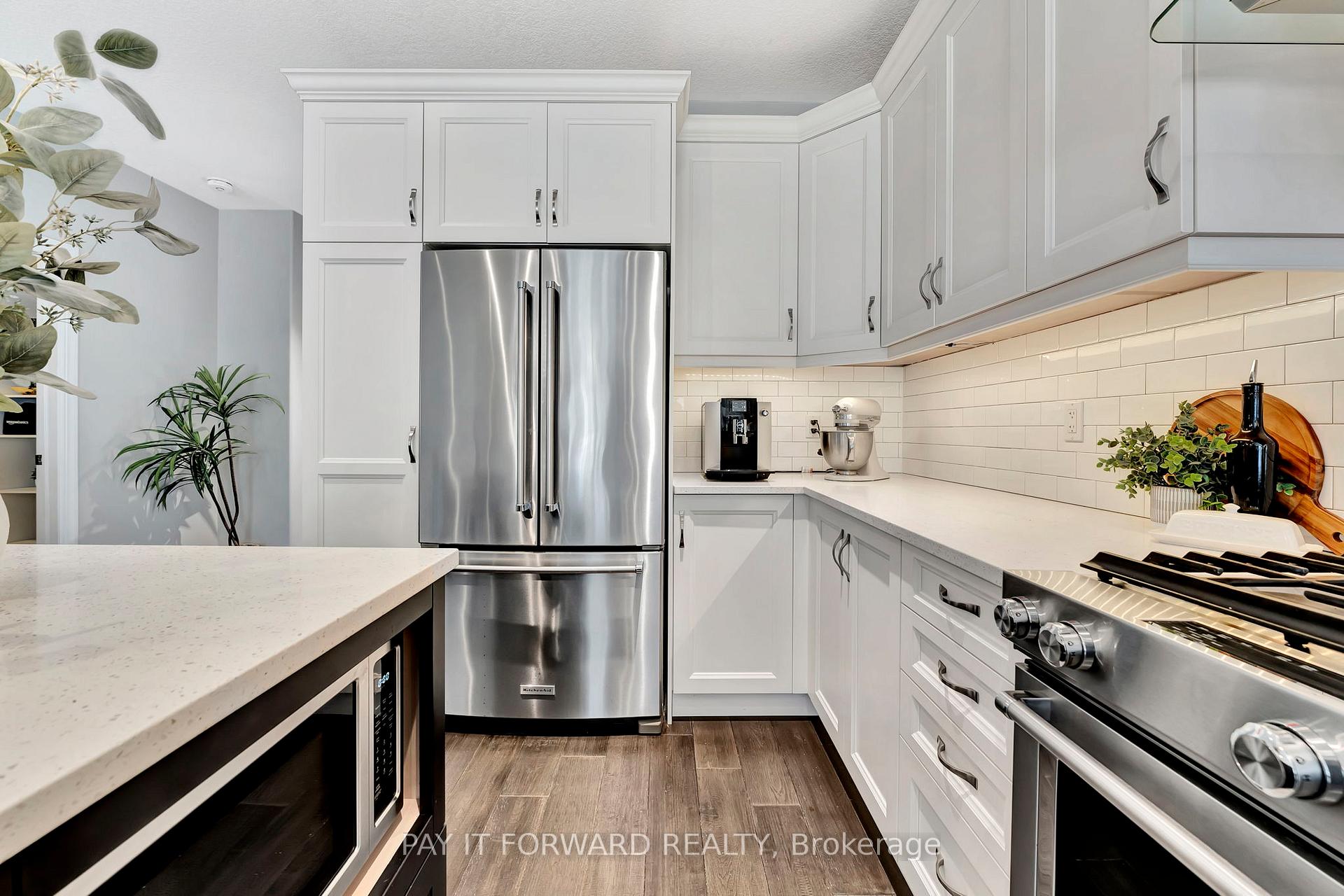 Photo 7 of Unit B, 17 Cedar Street, Brant, Paris — HOMEH