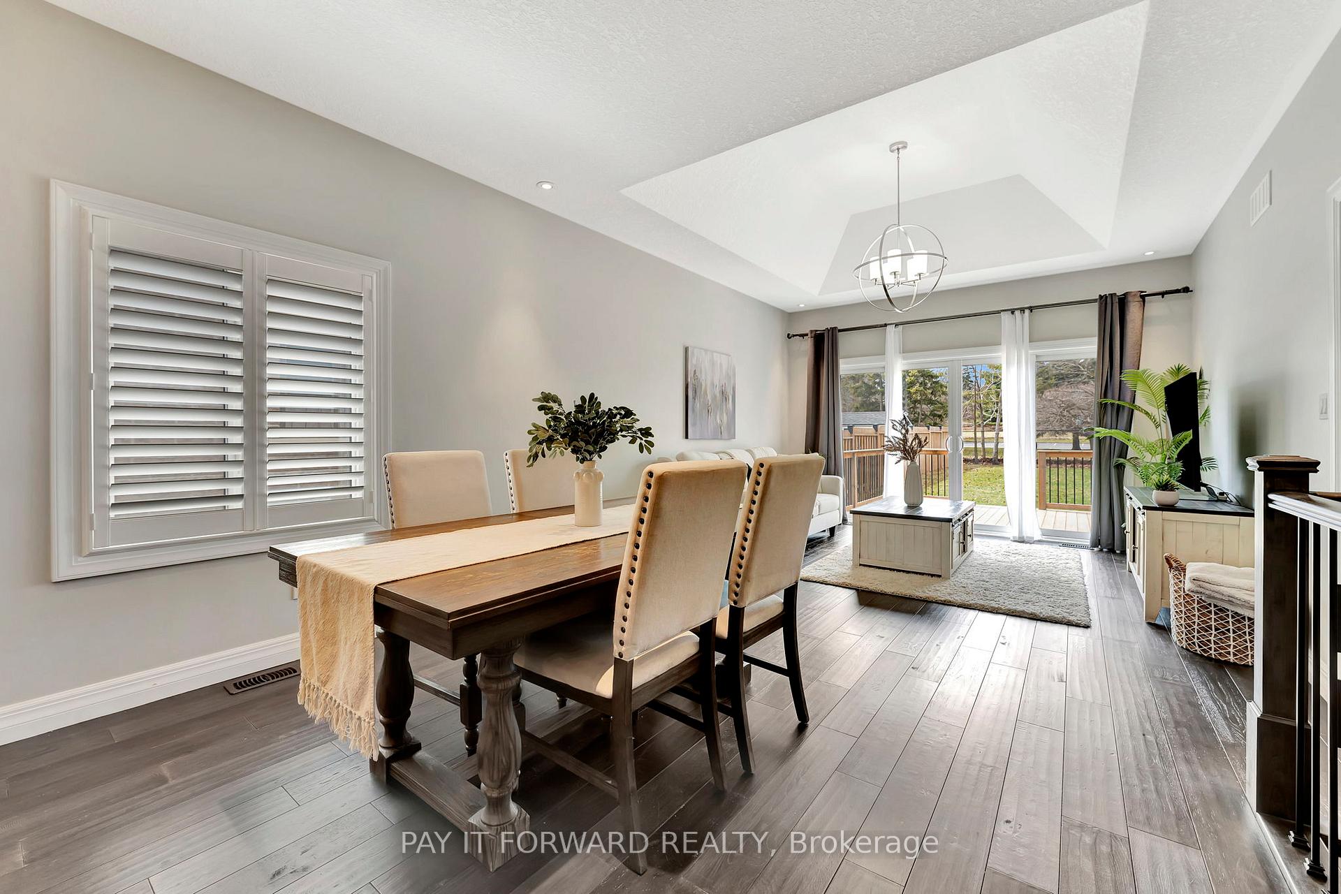 Photo 9 of Unit B, 17 Cedar Street, Brant, Paris — HOMEH