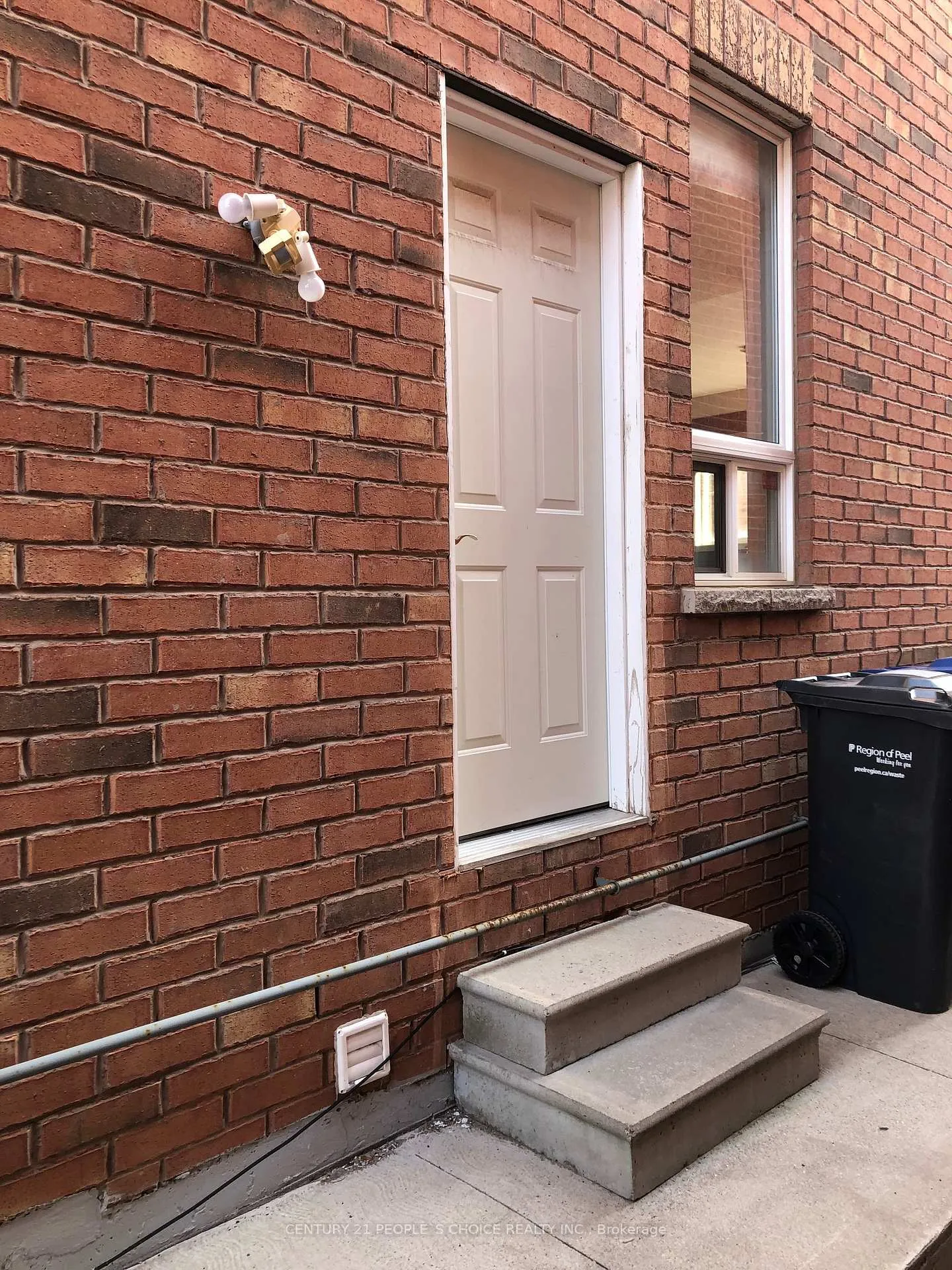 Photo 2 of Unit Bsmt, 118 Rocky Point Crescent, Brampton, Madoc — HOMEH
