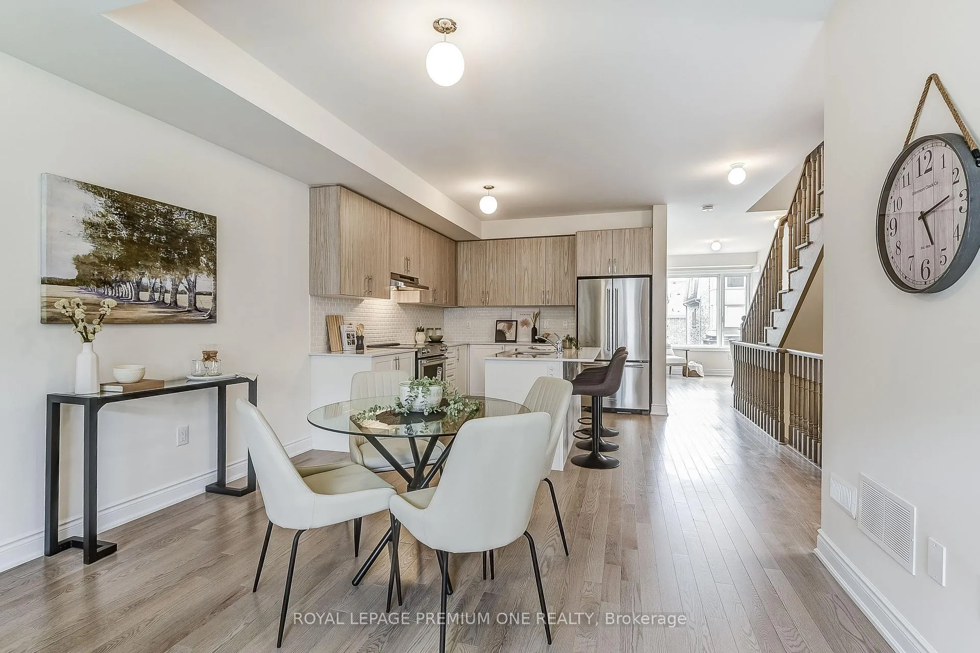 Photo 20 of 216 Tennant Circle, Vaughan, Vellore Village — HOMEH