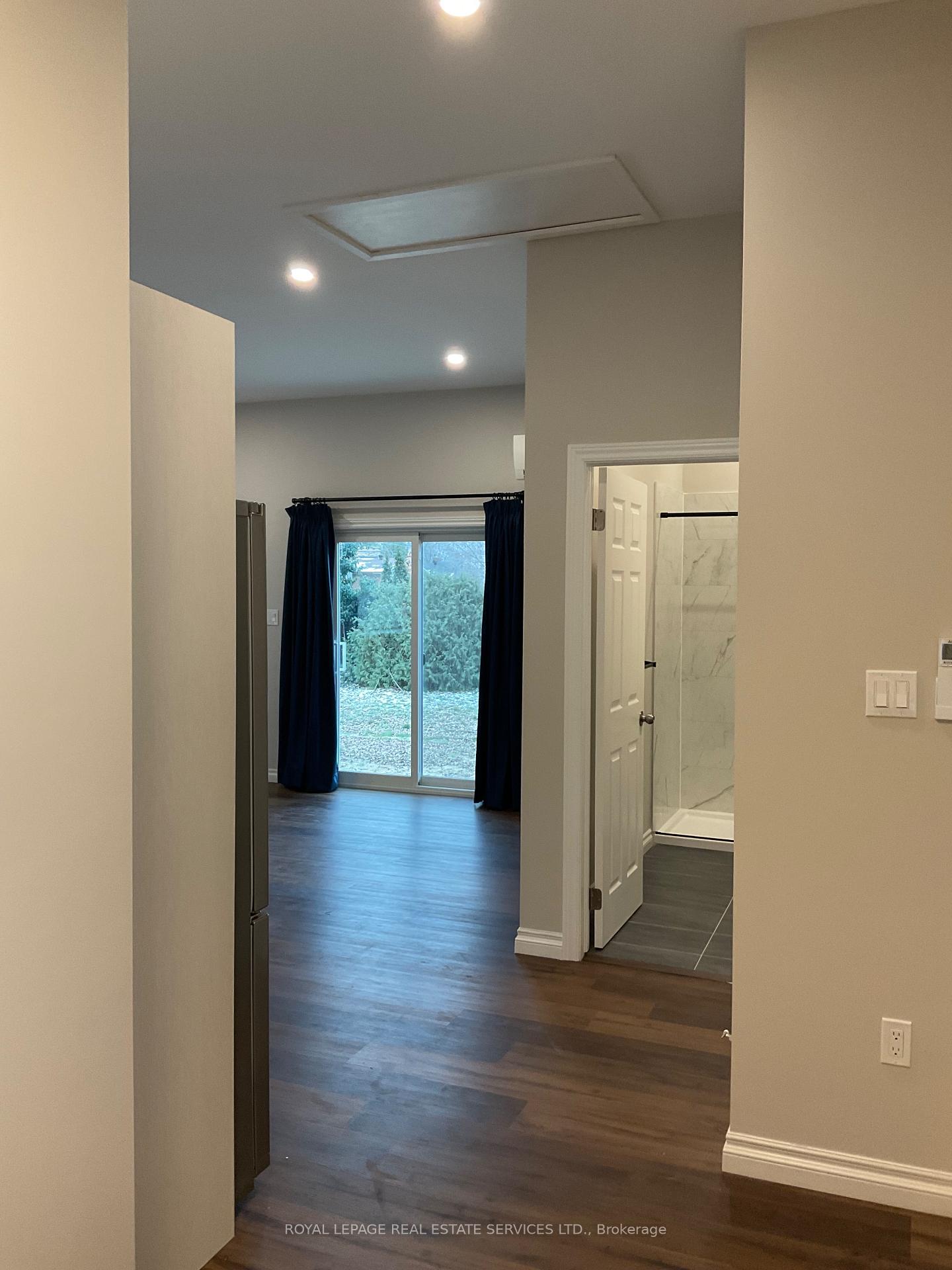 Photo 4 of 936 Hazel Street, Burlington, Freeman — HOMEH