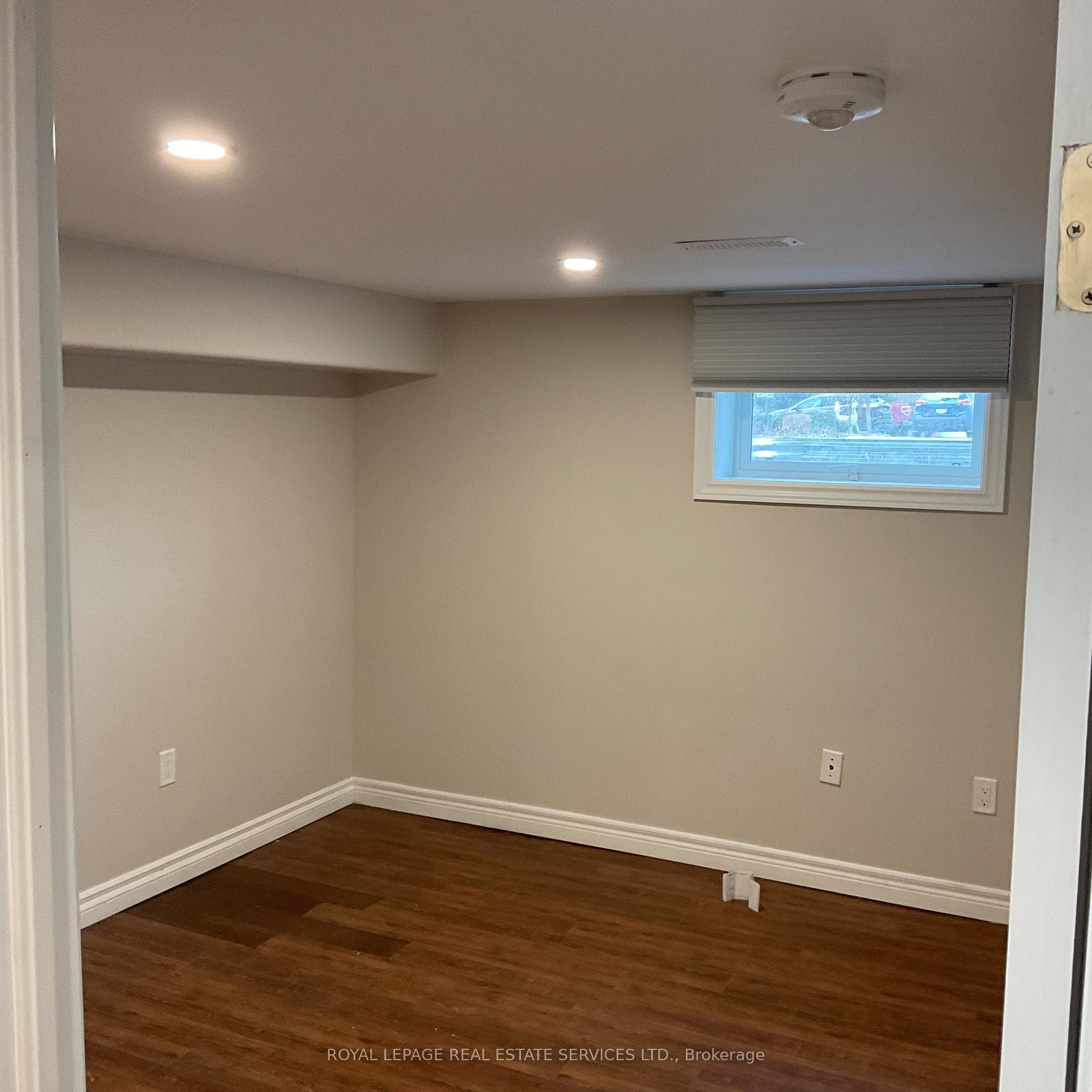 Photo 9 of 936 Hazel Street, Burlington, Freeman — HOMEH