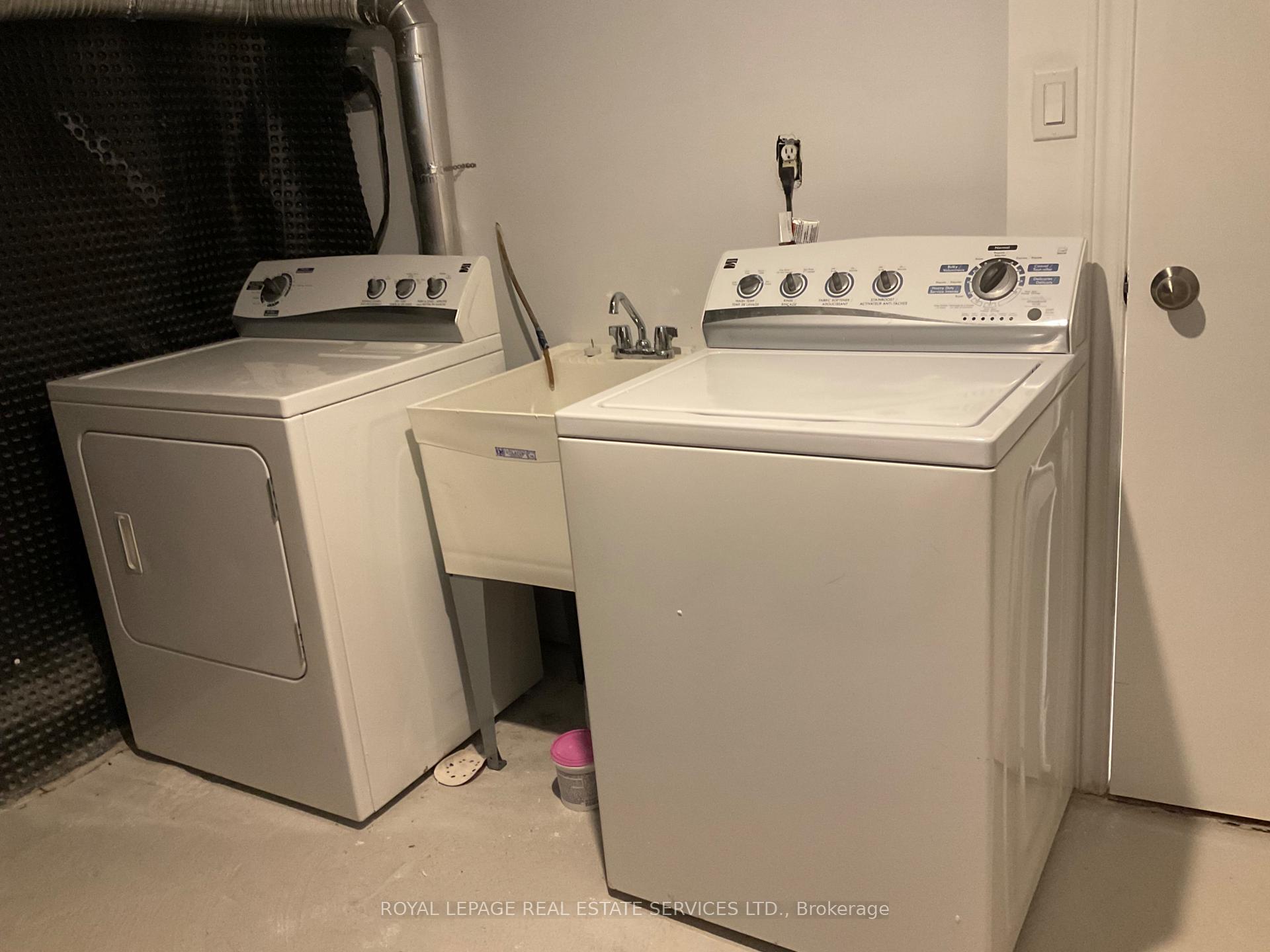 Photo 13 of 936 Hazel Street, Burlington, Freeman — HOMEH