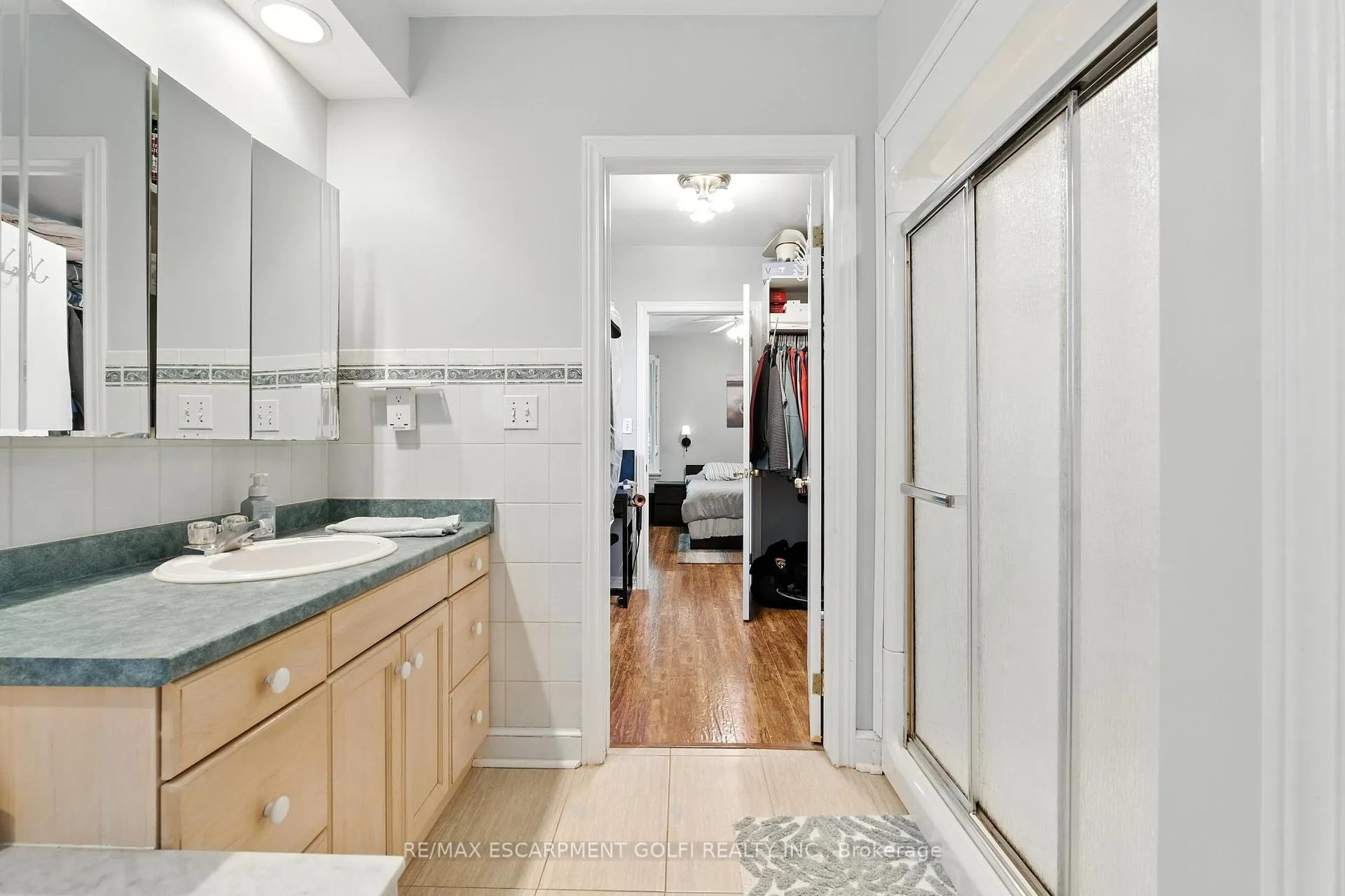 Photo 14 of 2 Avalon Place, St. Catharines, Port Dalhousie — HOMEH