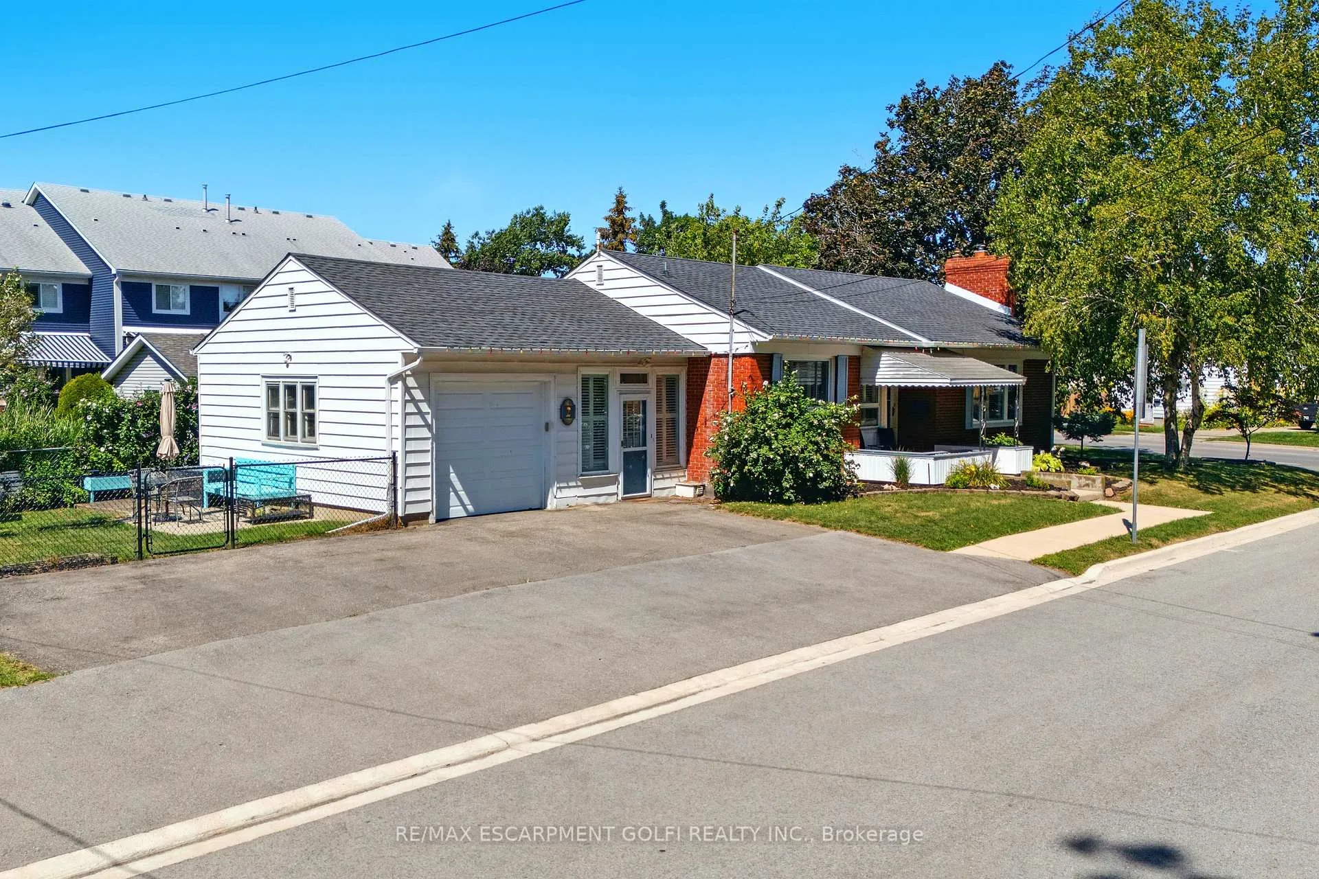 Photo 22 of 2 Avalon Place, St. Catharines, Port Dalhousie — HOMEH