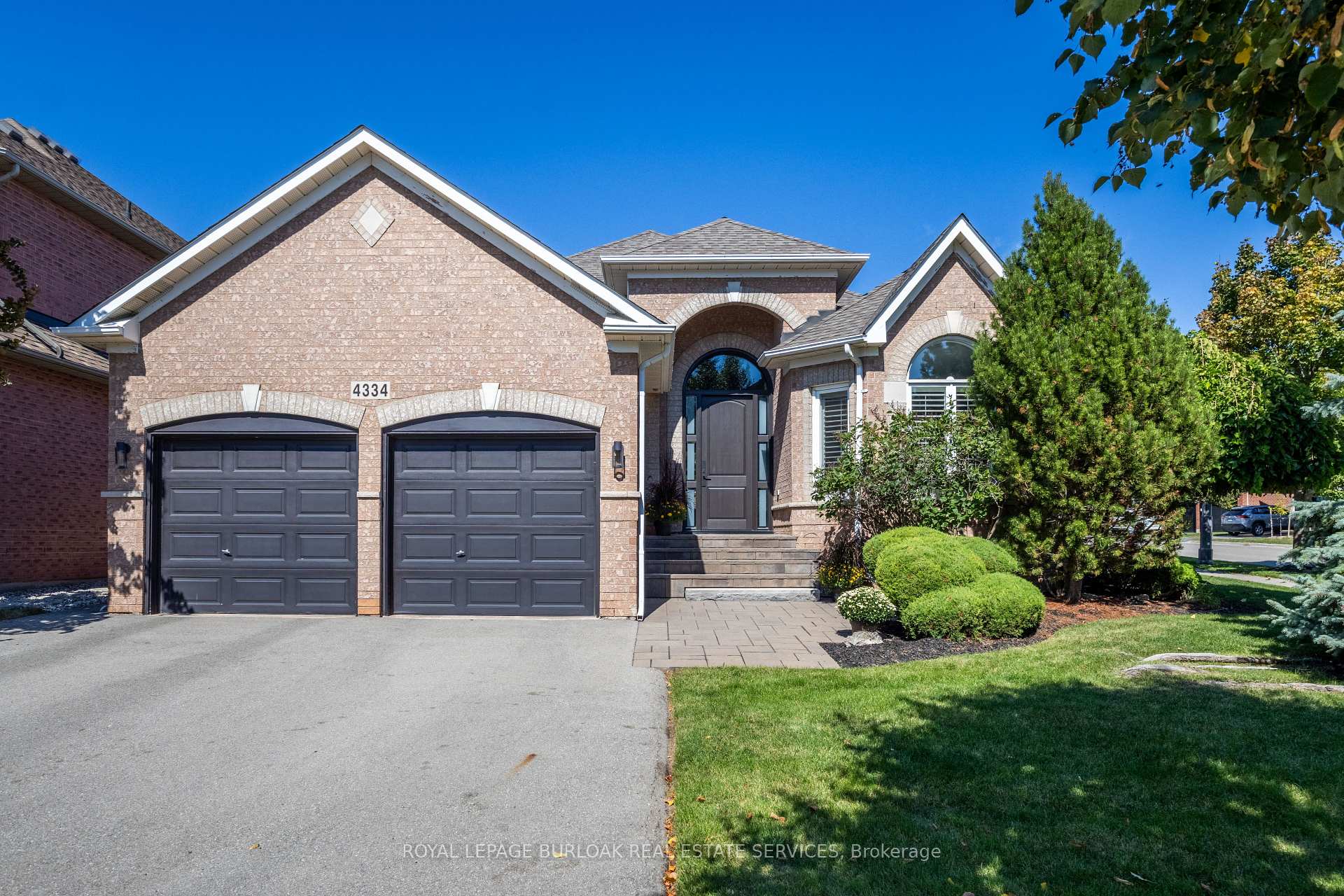 Photo 1 of 4334 Millcroft Park Drive, Burlington, Rose — HOMEH