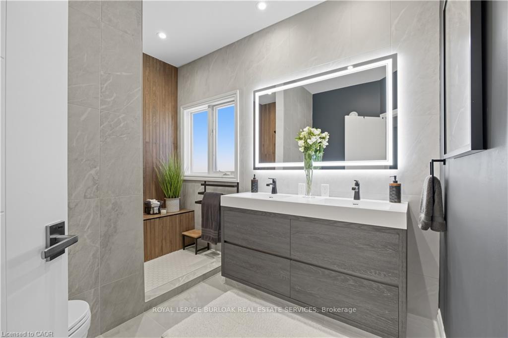 Photo 19 of 4334 Millcroft Park Drive, Burlington, Rose — HOMEH
