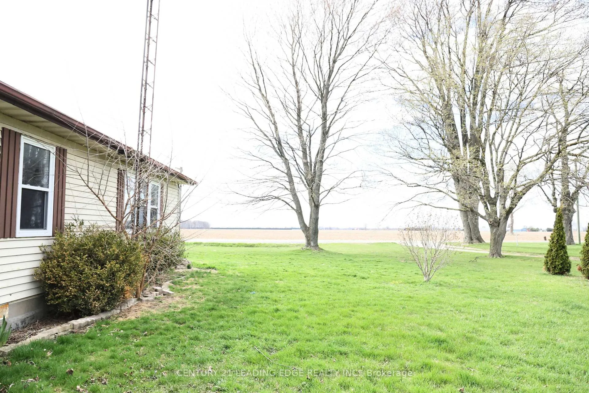 Photo 22 of 29133 Centre Side Road, Chatham-Kent, Dresden — HOMEH