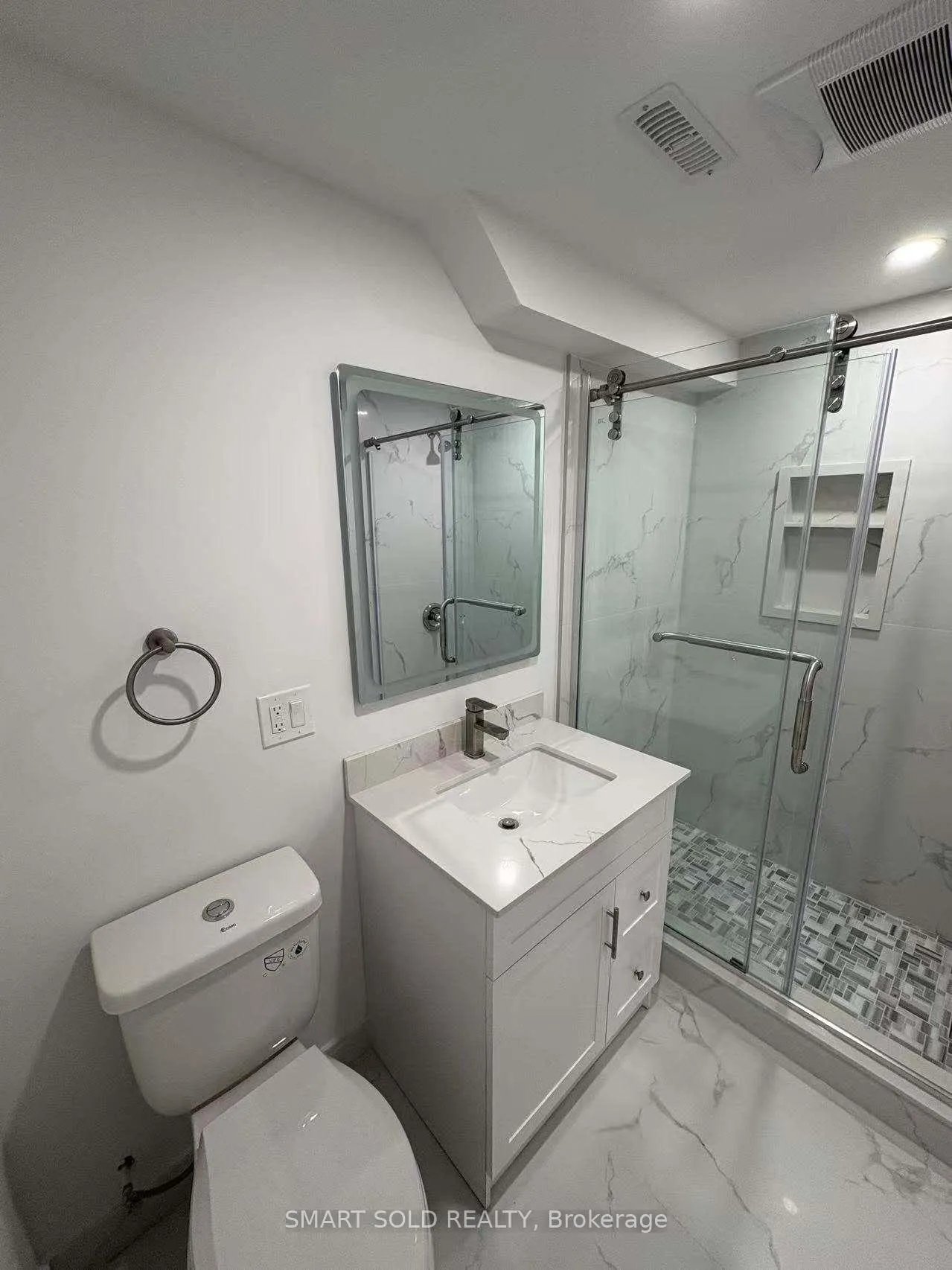 Photo 7 of 74 Hearne Crescent, Ajax, Central — HOMEH