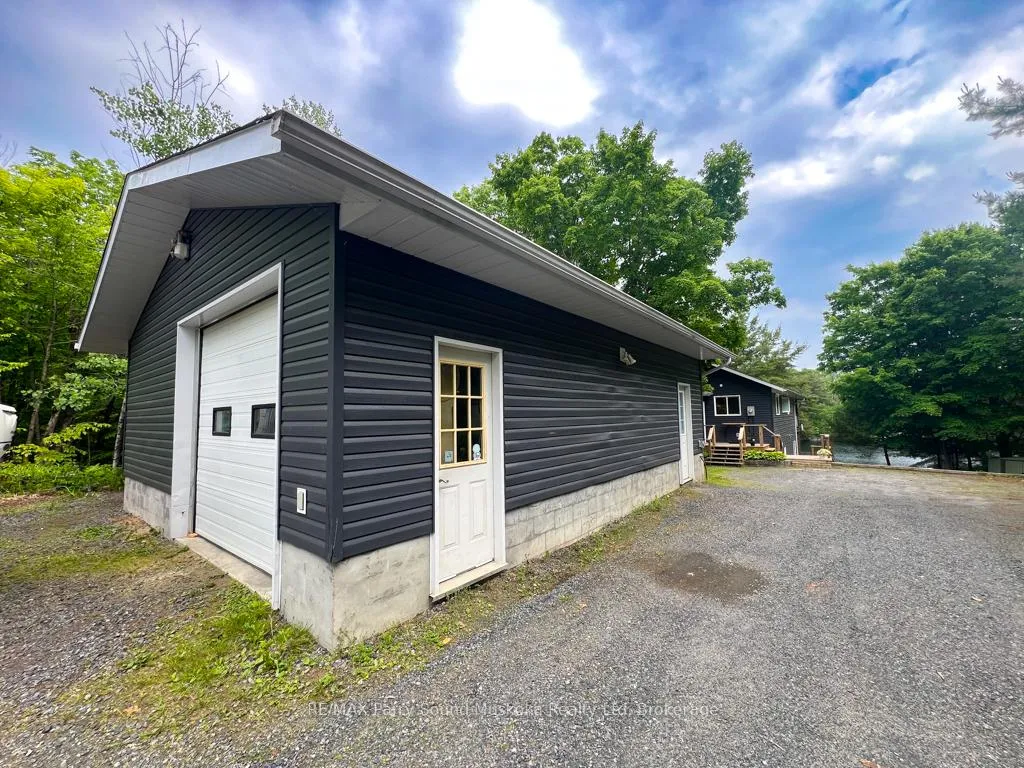 Photo 27 of 45 Peninsula Shores Road, McDougall — HOMEH
