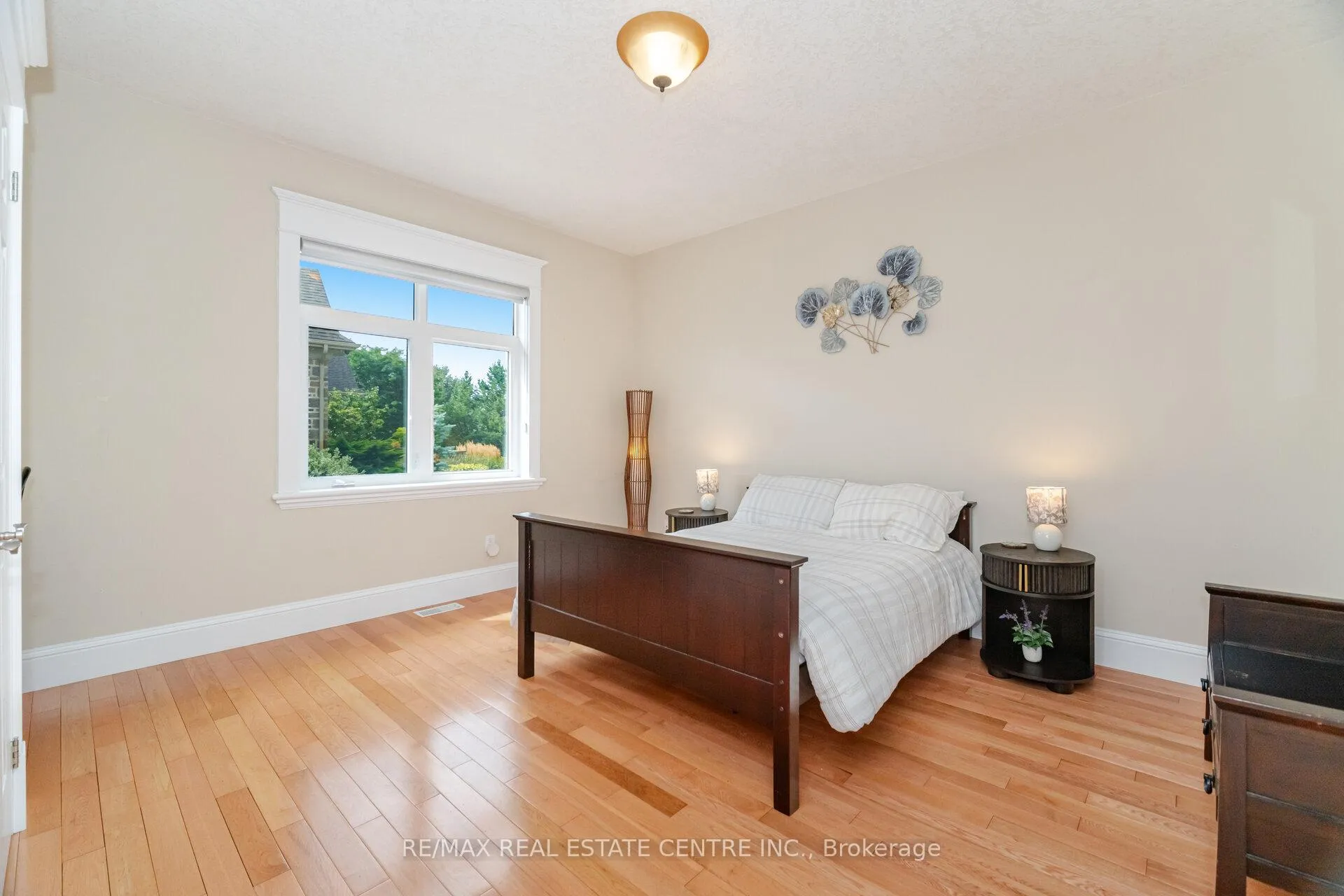 Photo 28 of 86 Canters Close, Kitchener — HOMEH