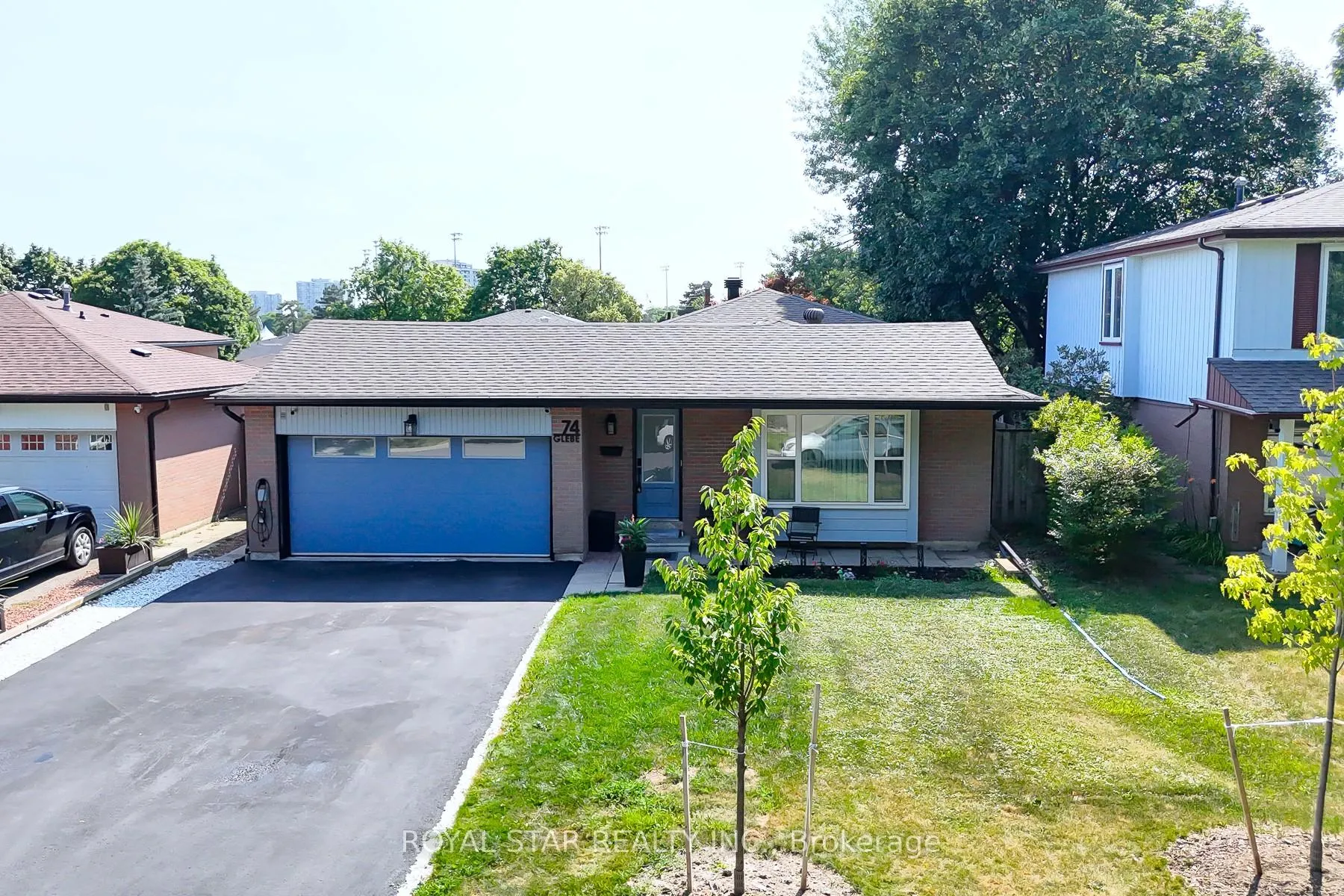 Front of 74 Glebe Crescent