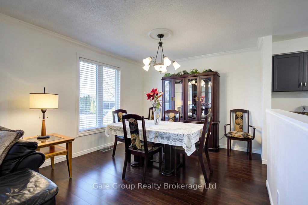 Photo 10 of 128 Sympatica Crescent, Brant, Brantford Twp — HOMEH