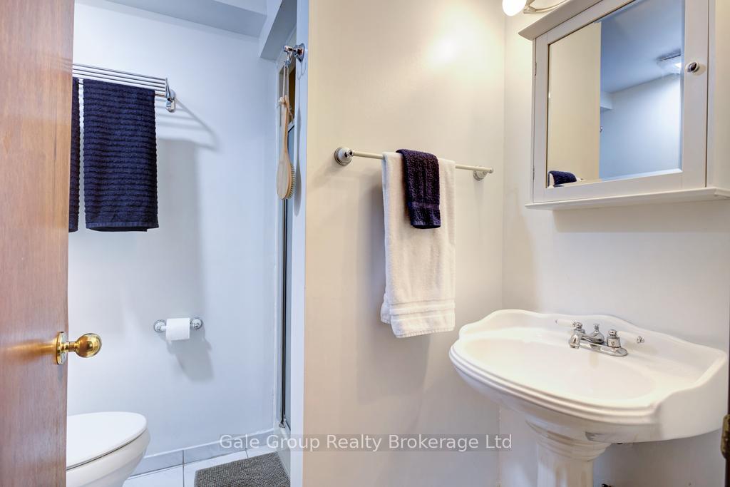 Photo 17 of 128 Sympatica Crescent, Brant, Brantford Twp — HOMEH