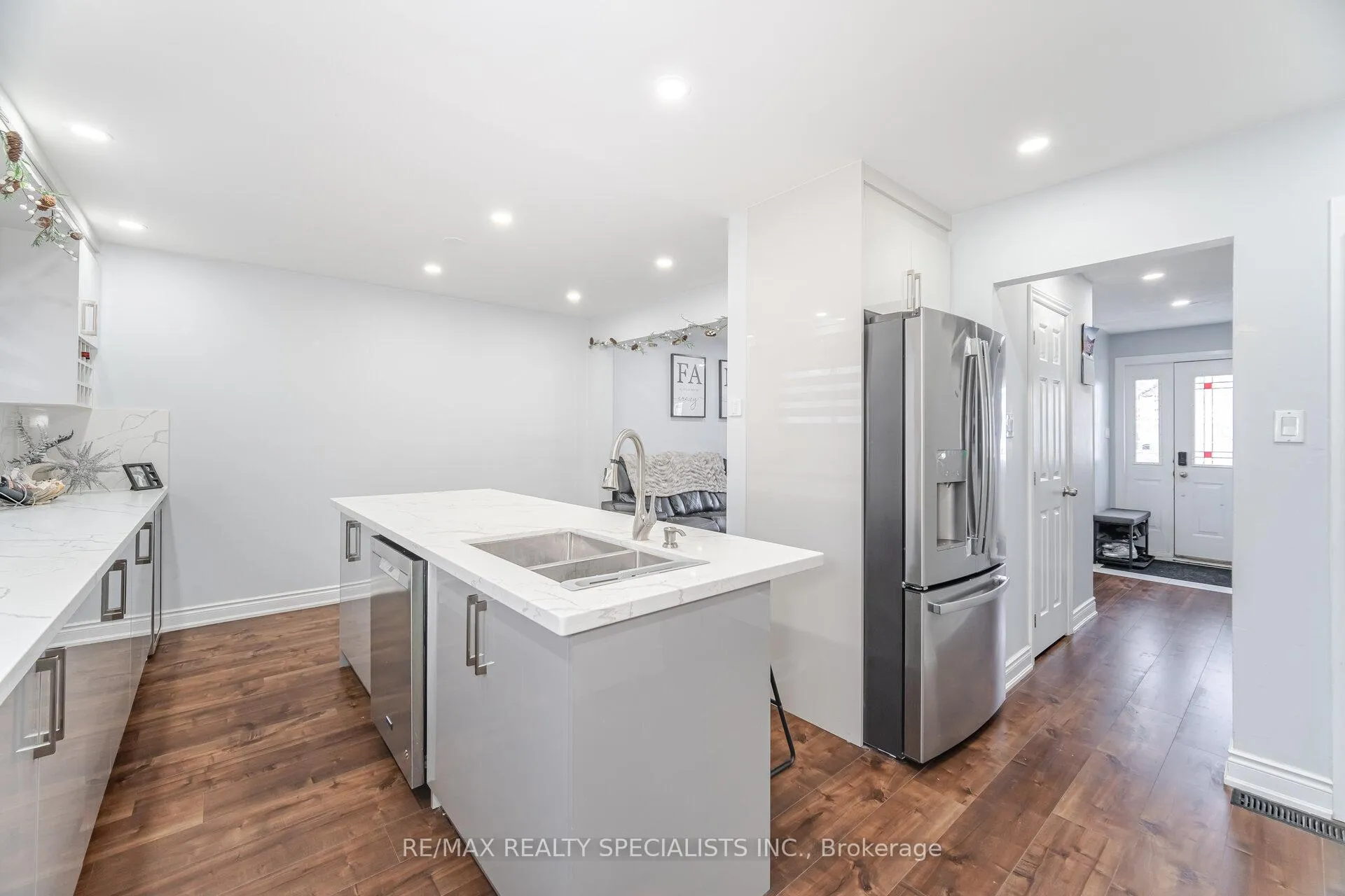 Photo 17 of 32 Newstead Crescent, Brampton, Madoc — HOMEH
