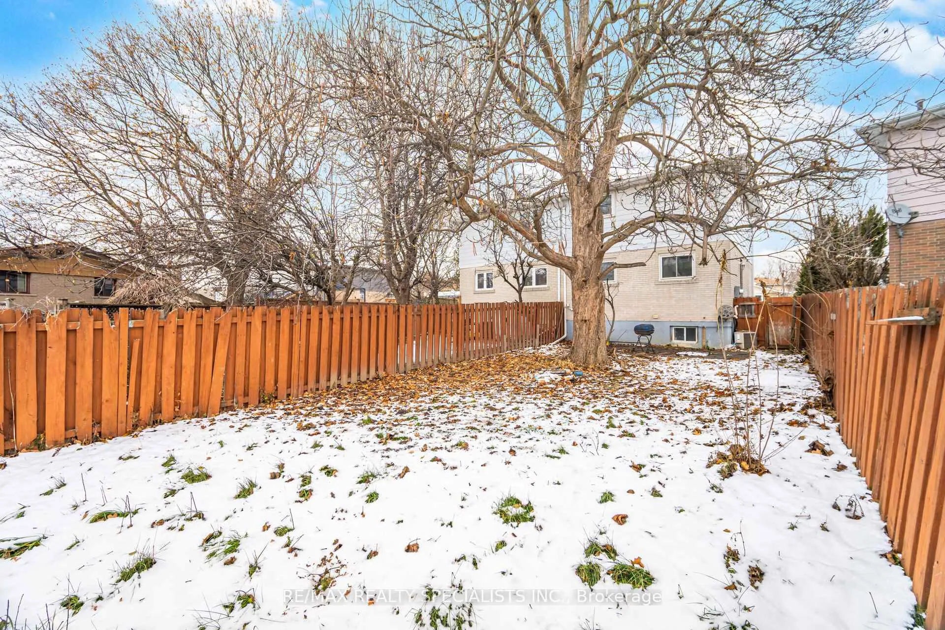 Photo 47 of 32 Newstead Crescent, Brampton, Madoc — HOMEH
