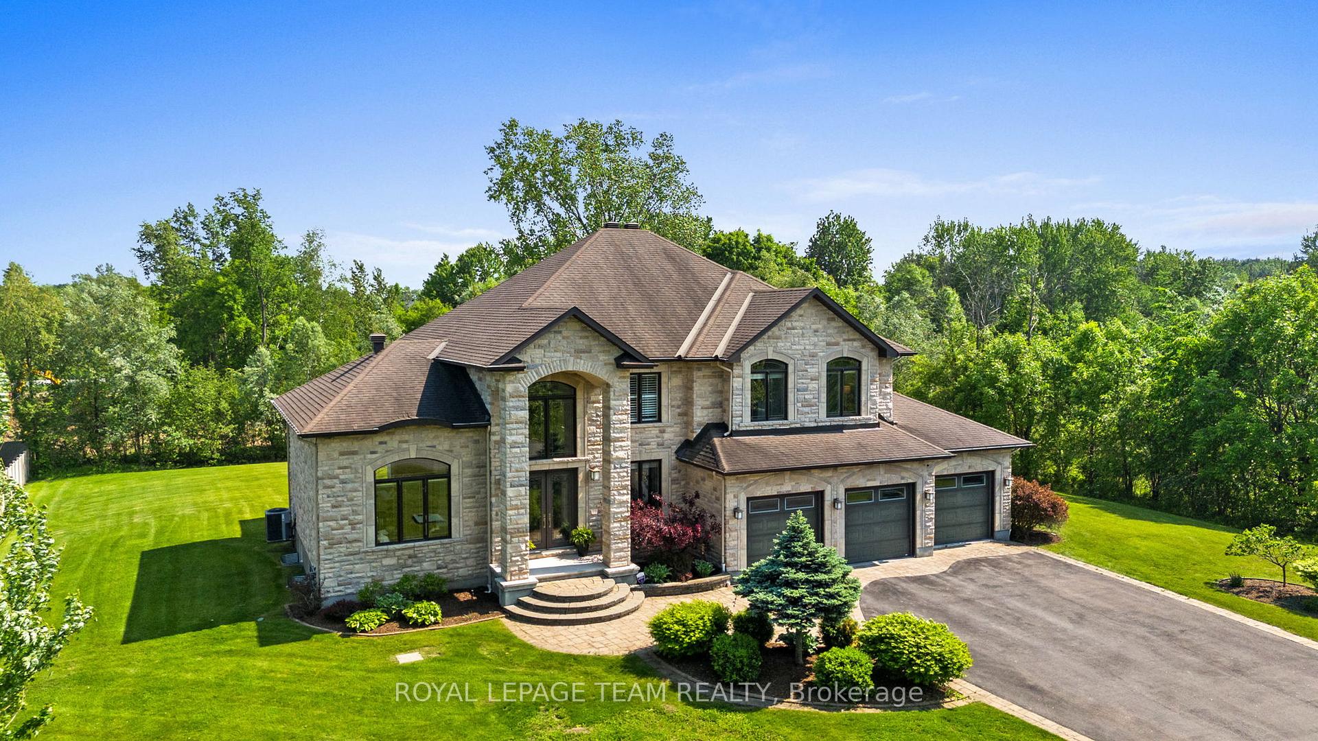 Photo 3 of 6132 Pebblewoods Drive, Ottawa, Greely — HOMEH