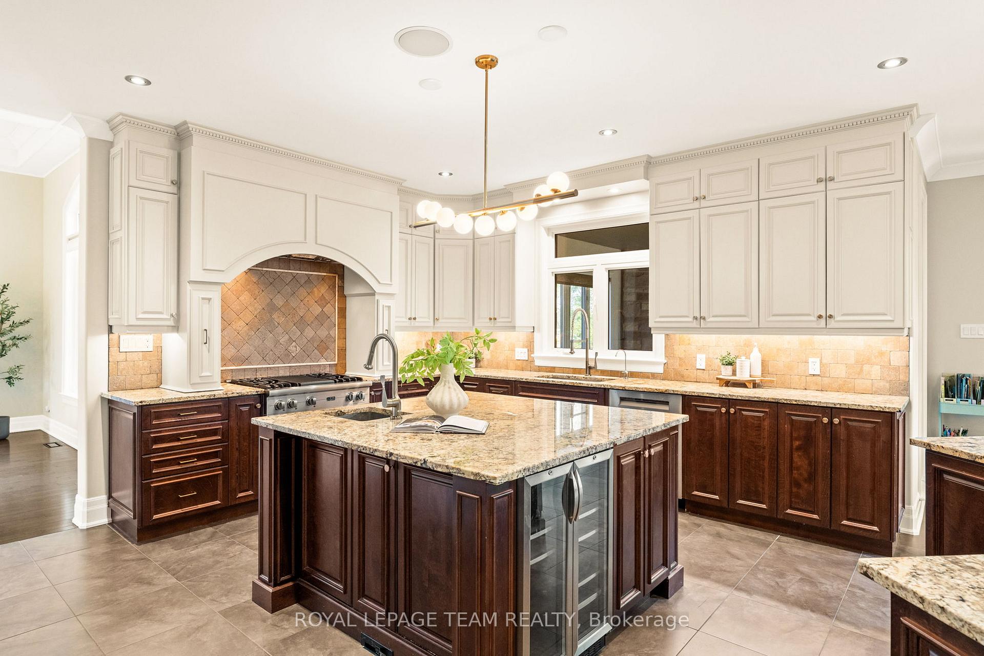 Photo 12 of 6132 Pebblewoods Drive, Ottawa, Greely — HOMEH