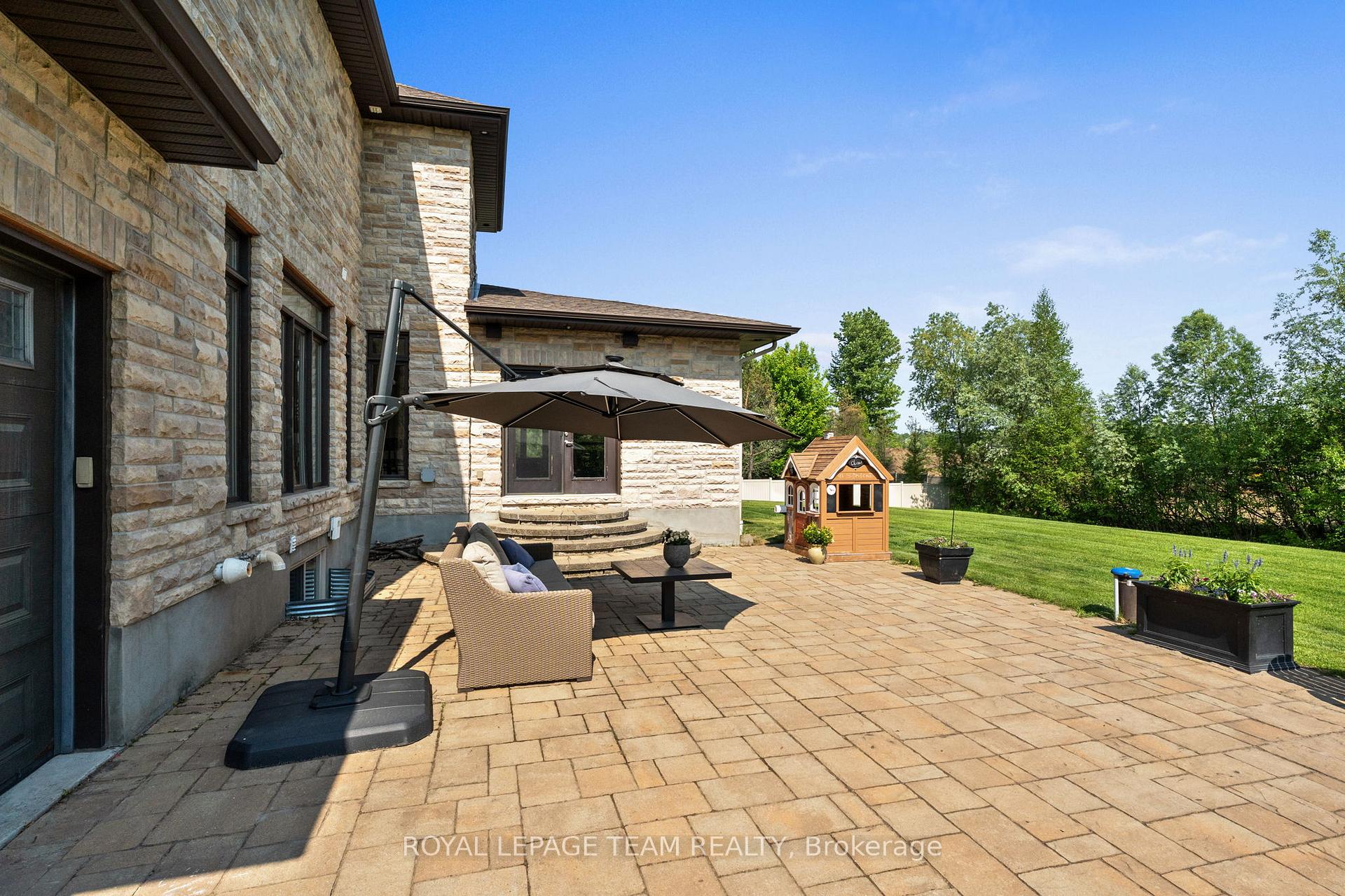 Photo 46 of 6132 Pebblewoods Drive, Ottawa, Greely — HOMEH