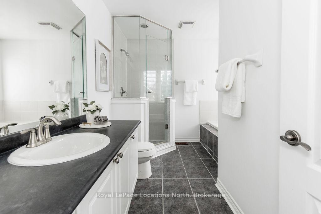 Photo 29 of 55 Mckean Crescent, Collingwood — HOMEH