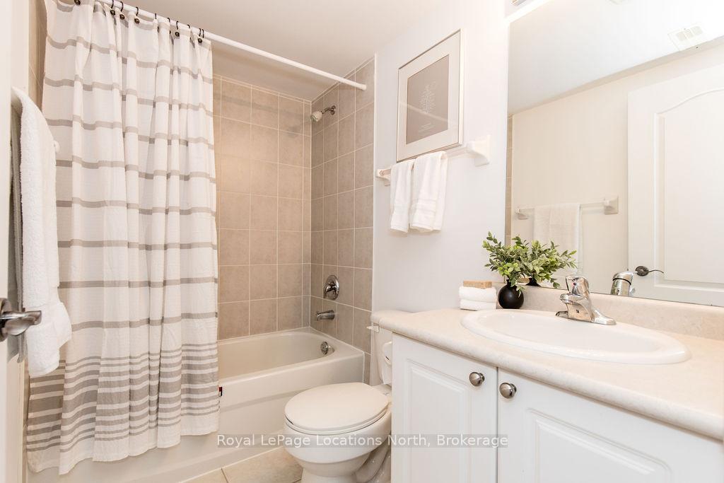 Photo 37 of 55 Mckean Crescent, Collingwood — HOMEH