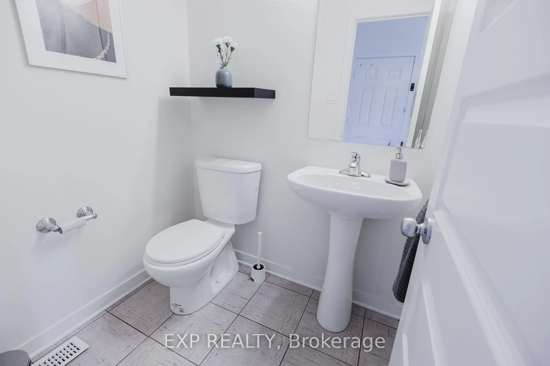 Photo 4 of 301 Brettonwood Ridge, Ottawa, Kanata - Kanata Lakes/Heritage Hills — HOMEH
