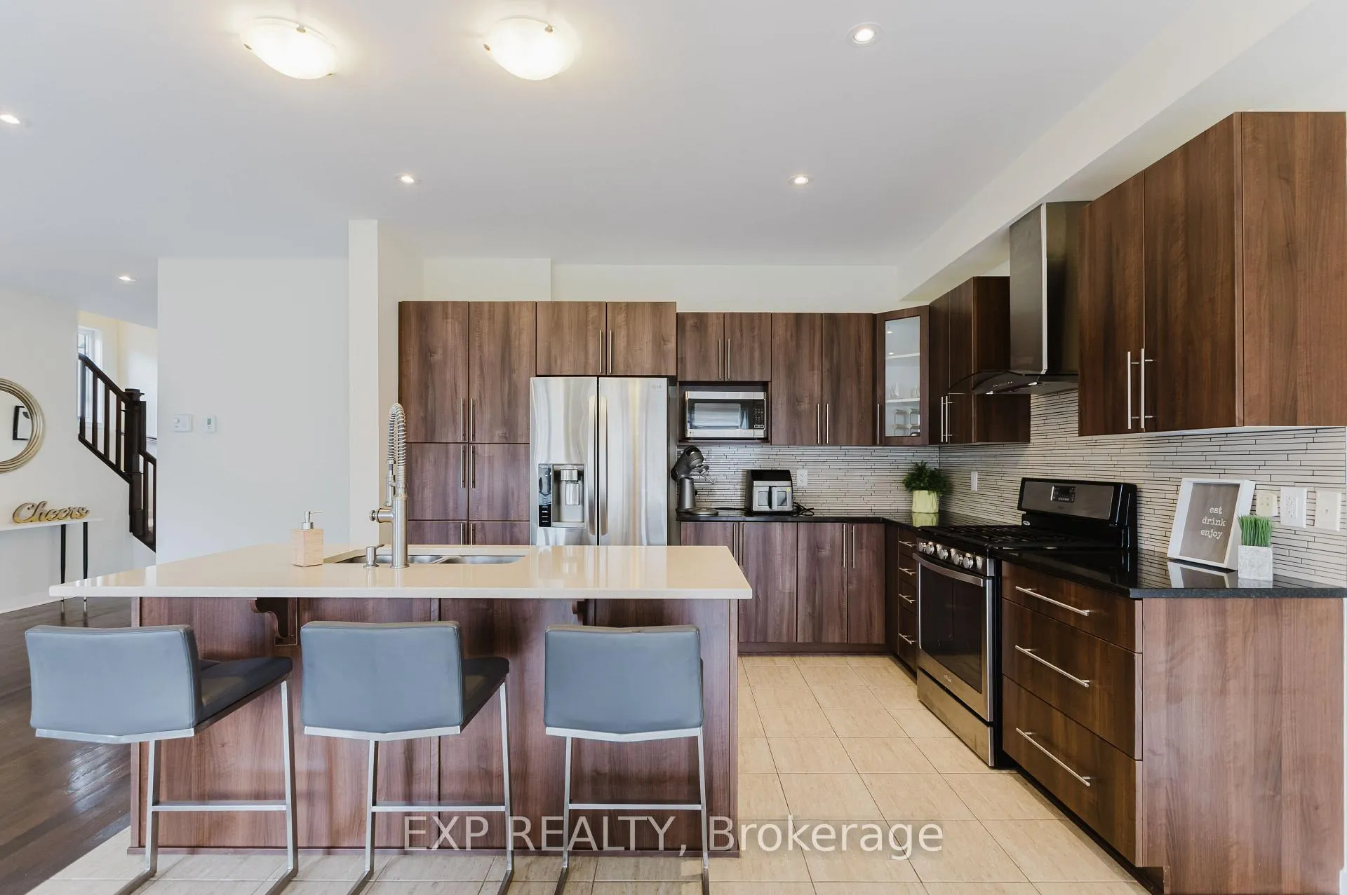 Photo 13 of 301 Brettonwood Ridge, Ottawa, Kanata - Kanata Lakes/Heritage Hills — HOMEH