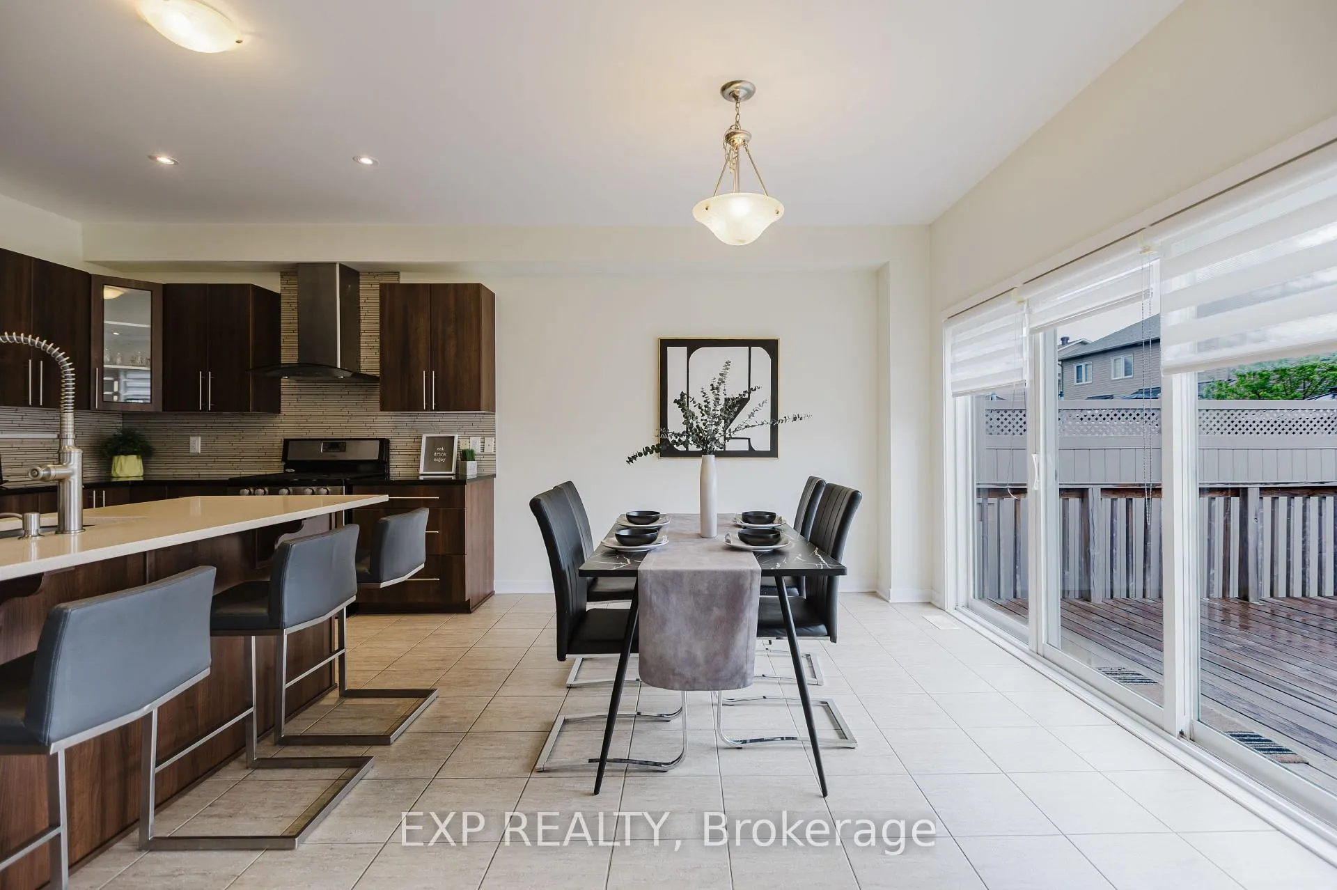 Photo 16 of 301 Brettonwood Ridge, Ottawa, Kanata - Kanata Lakes/Heritage Hills — HOMEH
