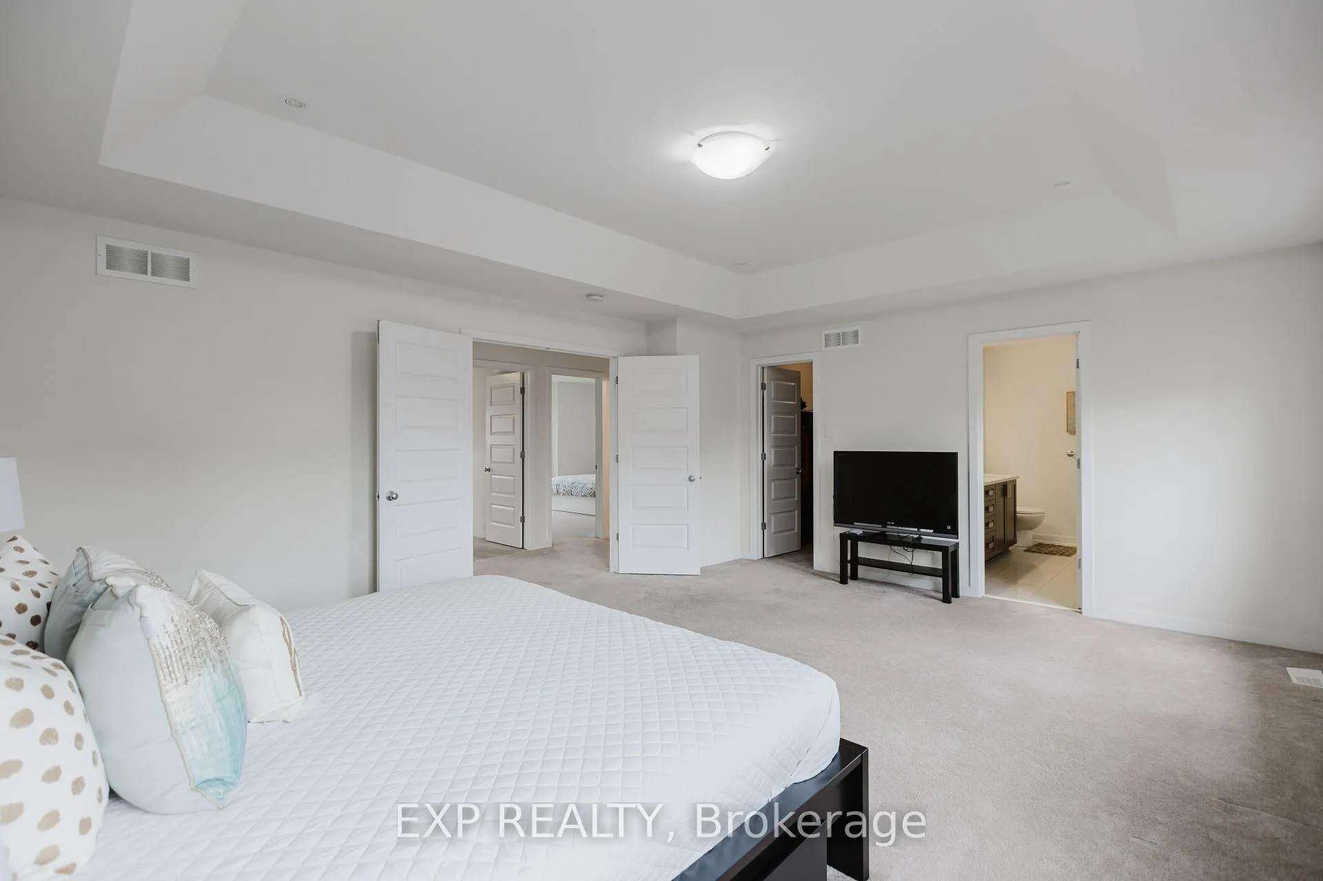 Photo 19 of 301 Brettonwood Ridge, Ottawa, Kanata - Kanata Lakes/Heritage Hills — HOMEH