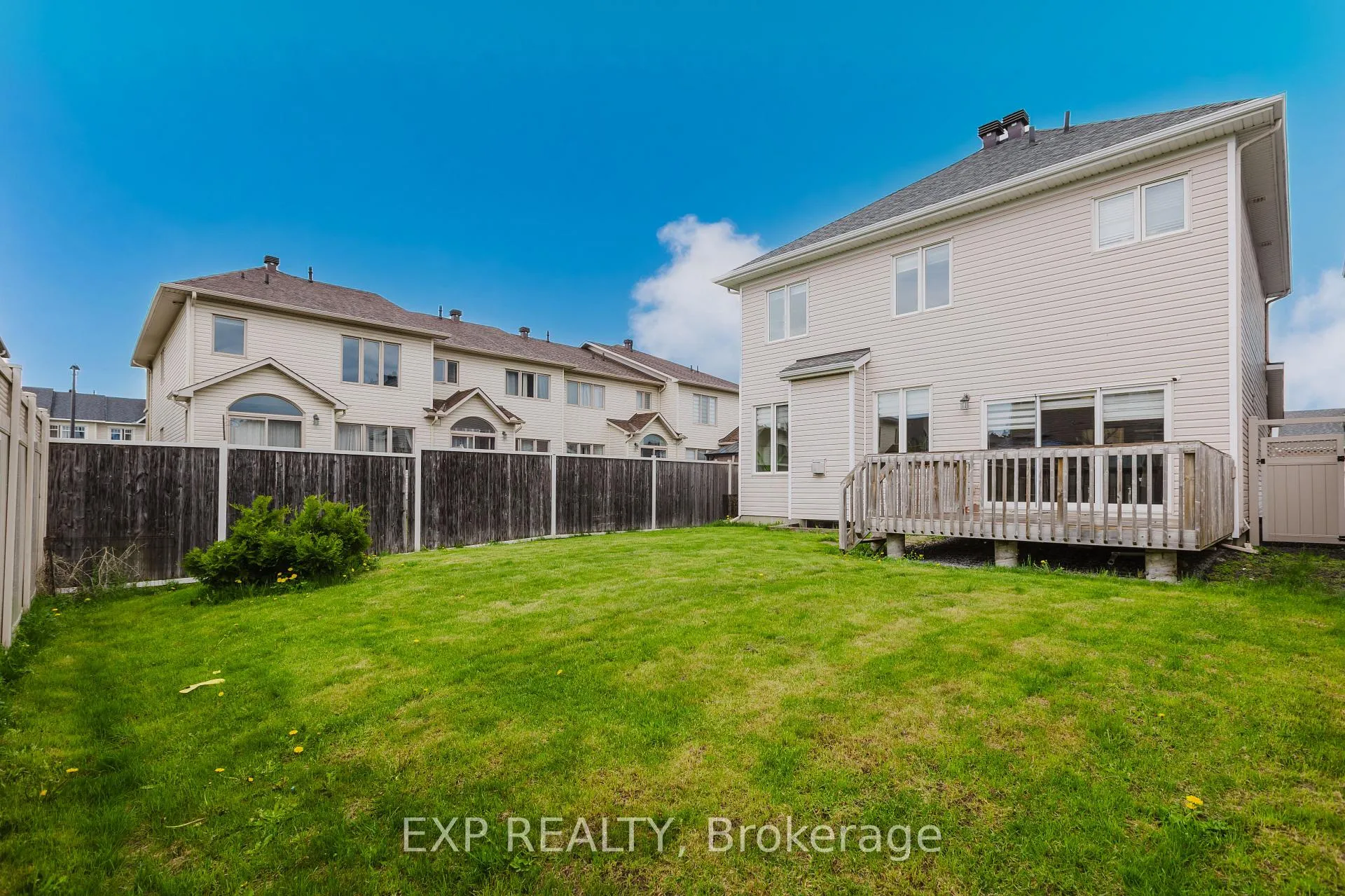 Photo 31 of 301 Brettonwood Ridge, Ottawa, Kanata - Kanata Lakes/Heritage Hills — HOMEH
