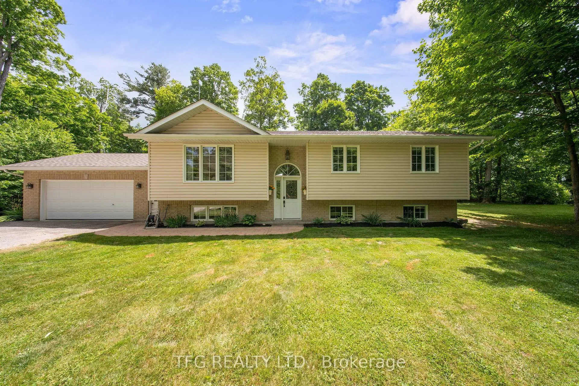 Front of 280 Porter Road
