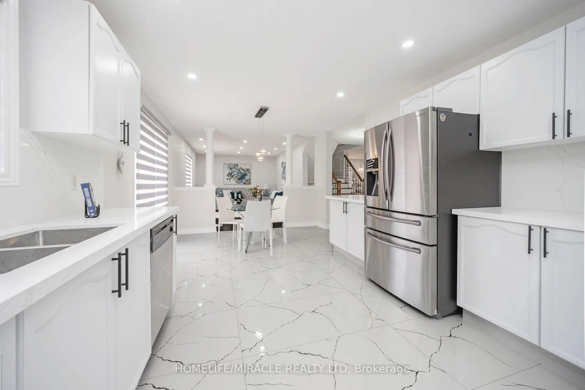 Photo 13 of 21 Sandway Drive, Brampton, Fletcher's Meadow — HOMEH