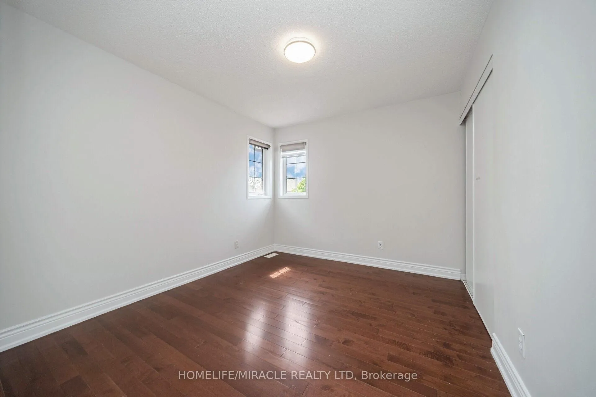 Photo 31 of 21 Sandway Drive, Brampton, Fletcher's Meadow — HOMEH