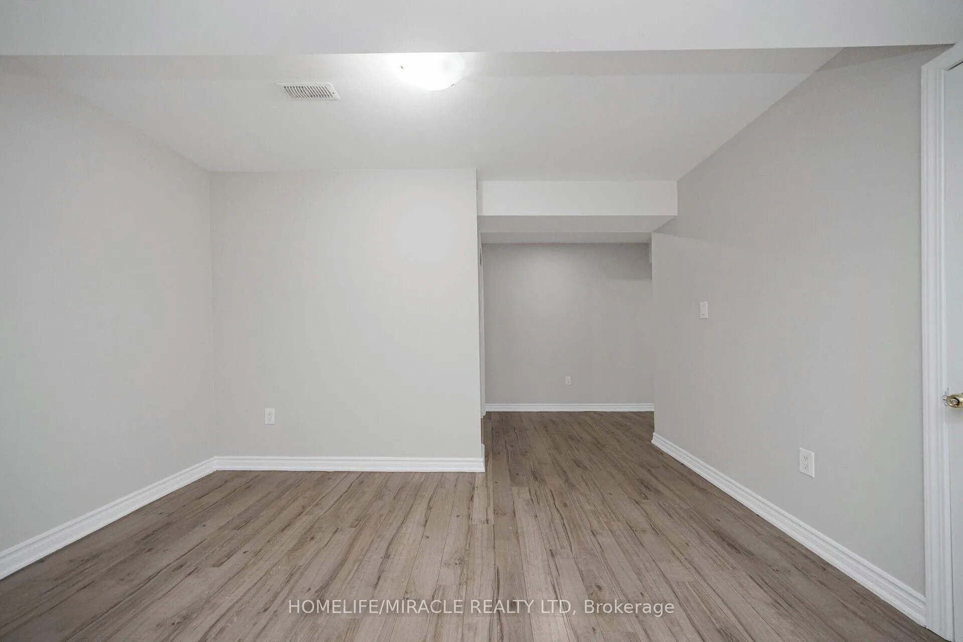 Photo 47 of 21 Sandway Drive, Brampton, Fletcher's Meadow — HOMEH