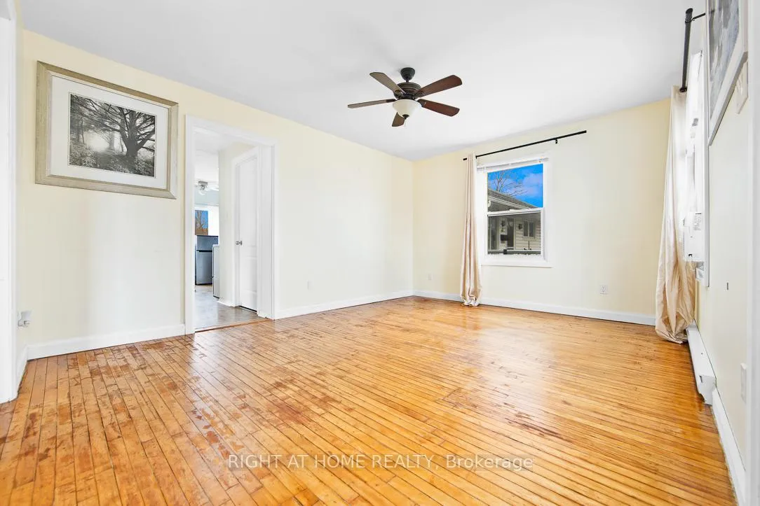 Photo 4 of 43 Glynn Road, Ajax, Central — HOMEH