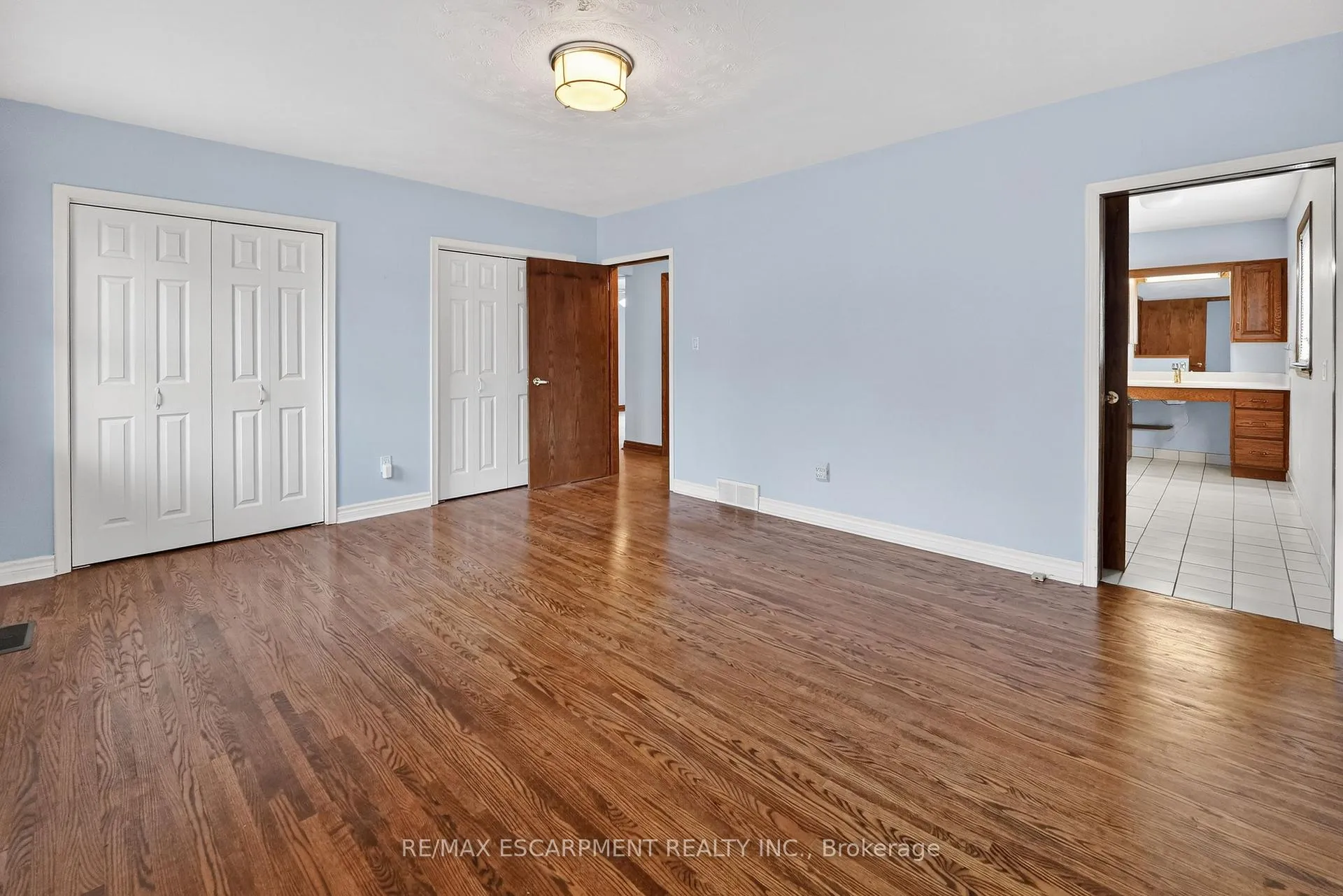 Photo 9 of 5 Brentwood Road, Grimsby, Grimsby West — HOMEH