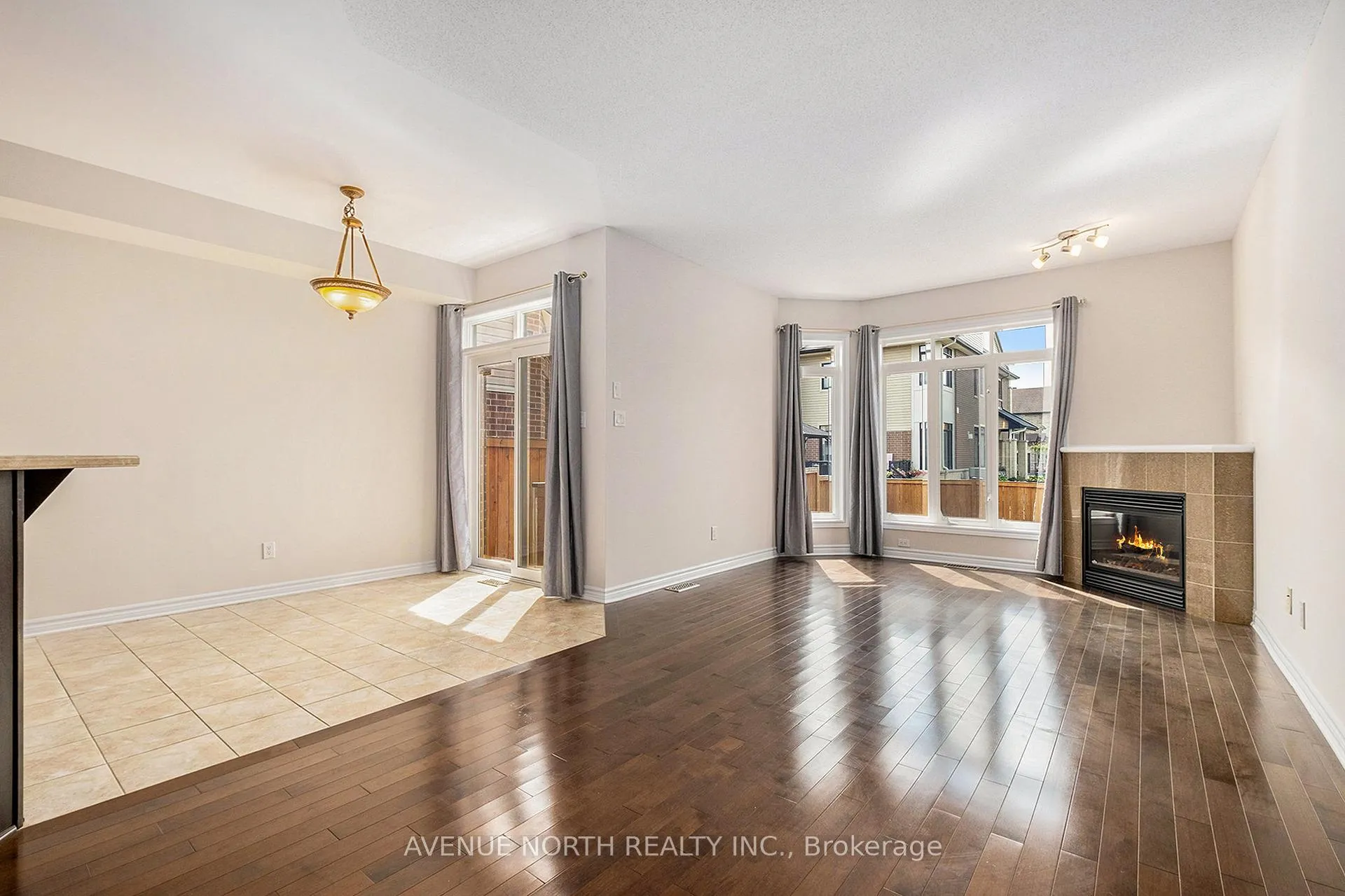 Photo 6 of 341 Cooks Mill Crescent, Ottawa, Riverside South — HOMEH