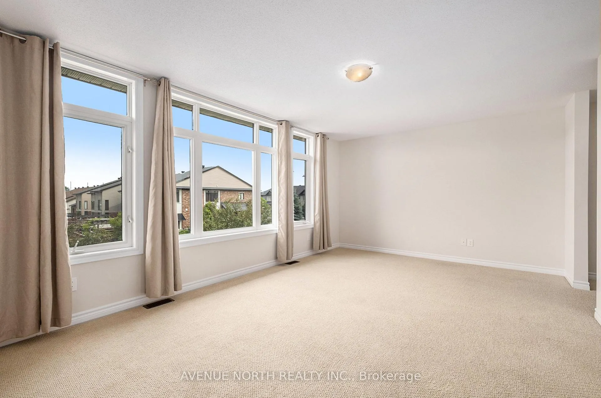 Photo 15 of 341 Cooks Mill Crescent, Ottawa, Riverside South — HOMEH