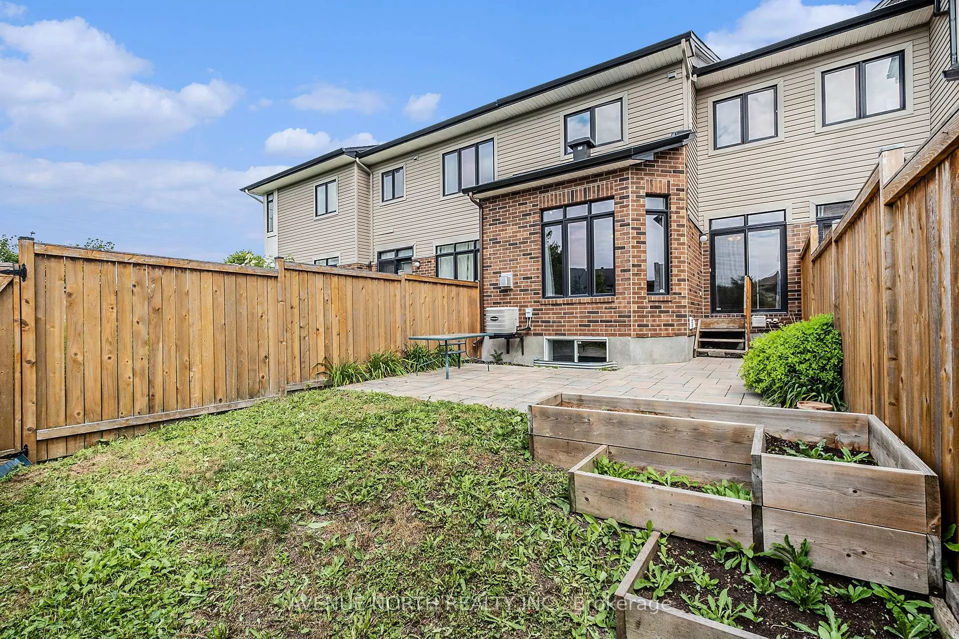 Photo 21 of 341 Cooks Mill Crescent, Ottawa, Riverside South — HOMEH