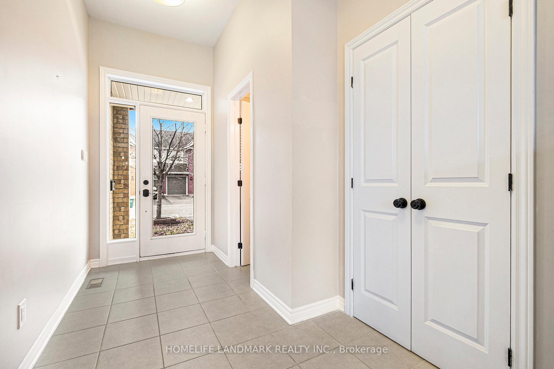 Photo 5 of 318 Widgeon Way, Ottawa, Blossom Park/Kemp Park/Findlay Creek — HOMEH