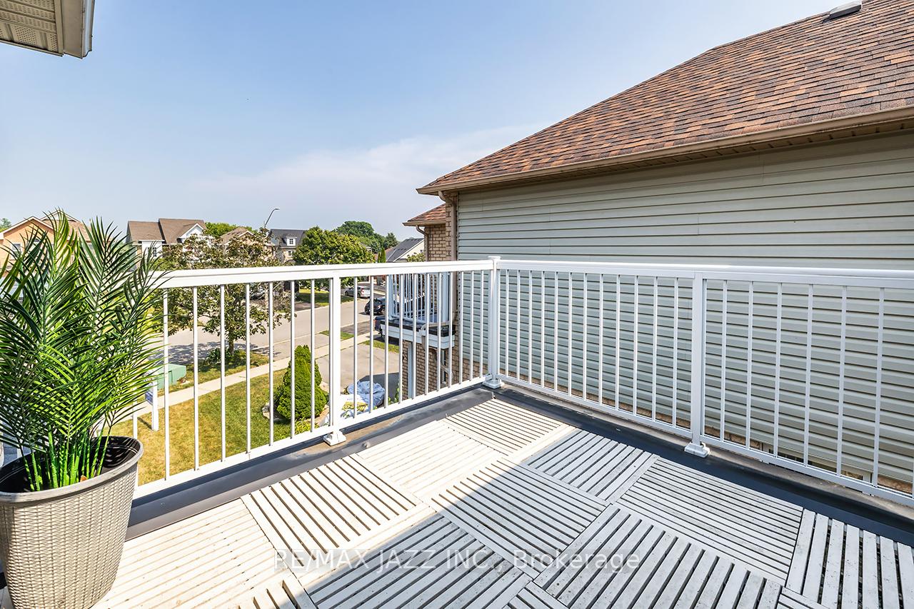 Photo 21 of 24 Cotton Street, Clarington, Bowmanville — HOMEH