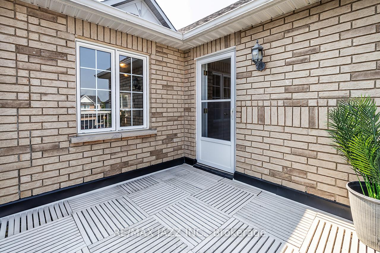 Photo 22 of 24 Cotton Street, Clarington, Bowmanville — HOMEH