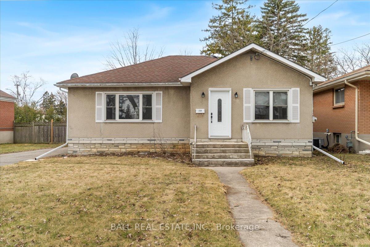 Photo 2 of 218 Herchimer Avenue, Belleville, Belleville Ward — HOMEH
