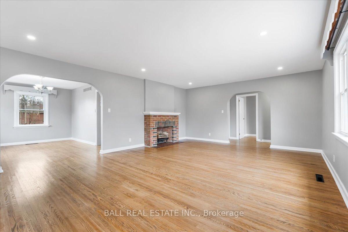 Photo 10 of 218 Herchimer Avenue, Belleville, Belleville Ward — HOMEH