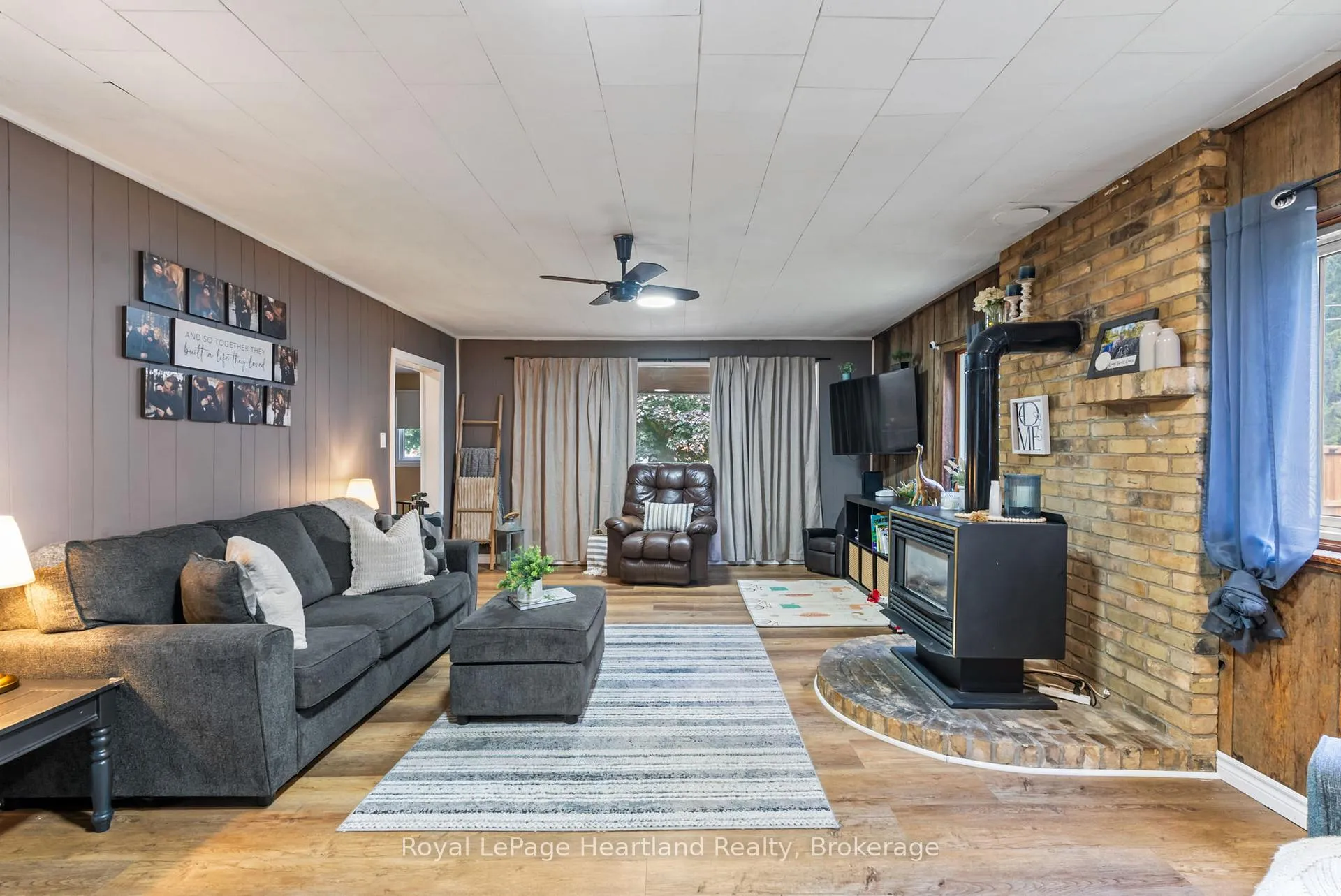 Photo 20 of 75 Margaret Street, Minto — HOMEH