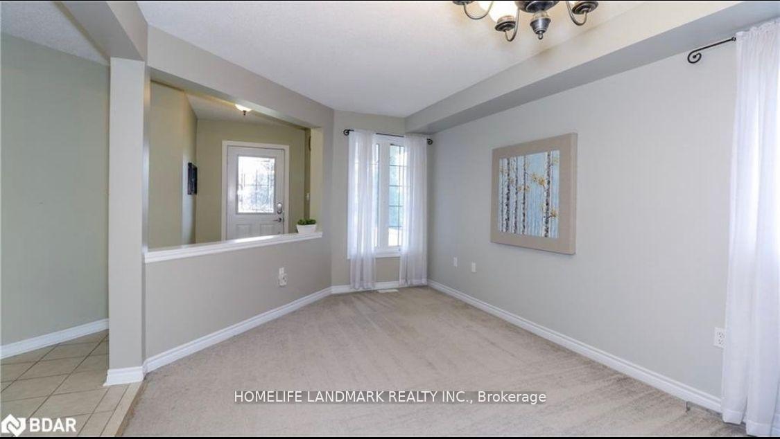 Photo 2 of 61 Summerset Drive, Barrie, Ardagh — HOMEH