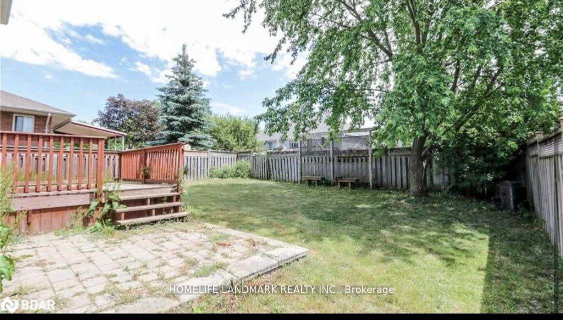 Photo 12 of 61 Summerset Drive, Barrie, Ardagh — HOMEH