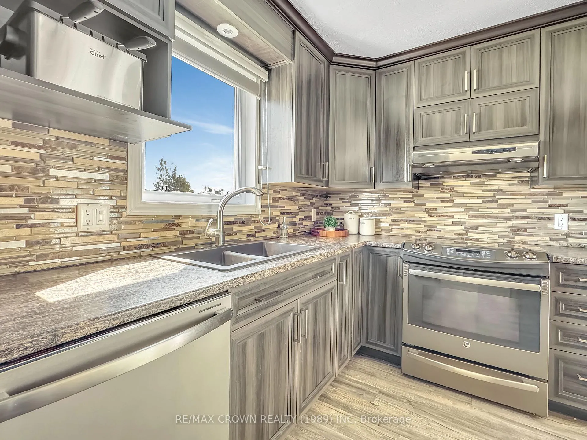 Photo 7 of 22 Quirion Street, Hearst — HOMEH